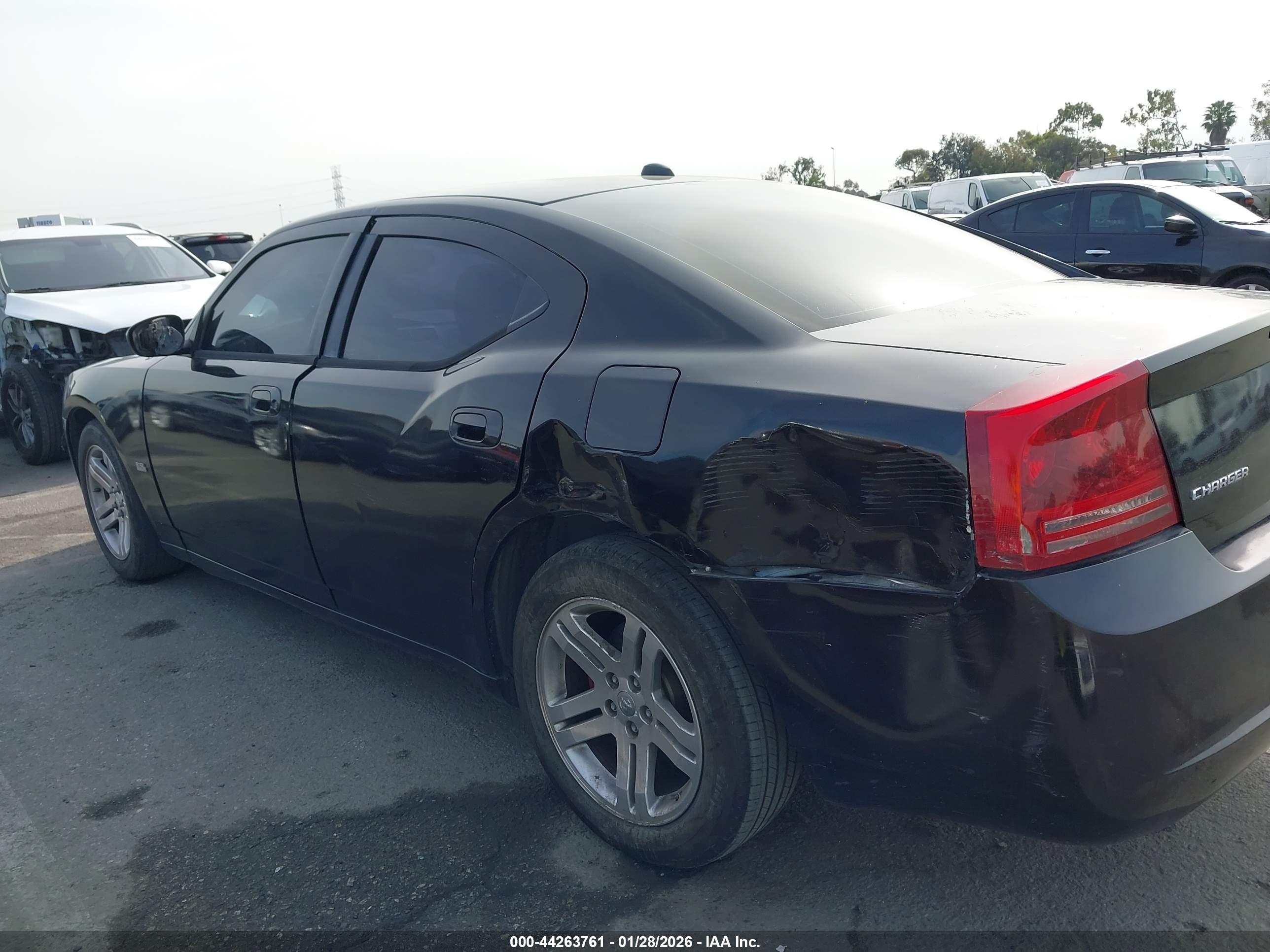DODGE CHARGER image 6