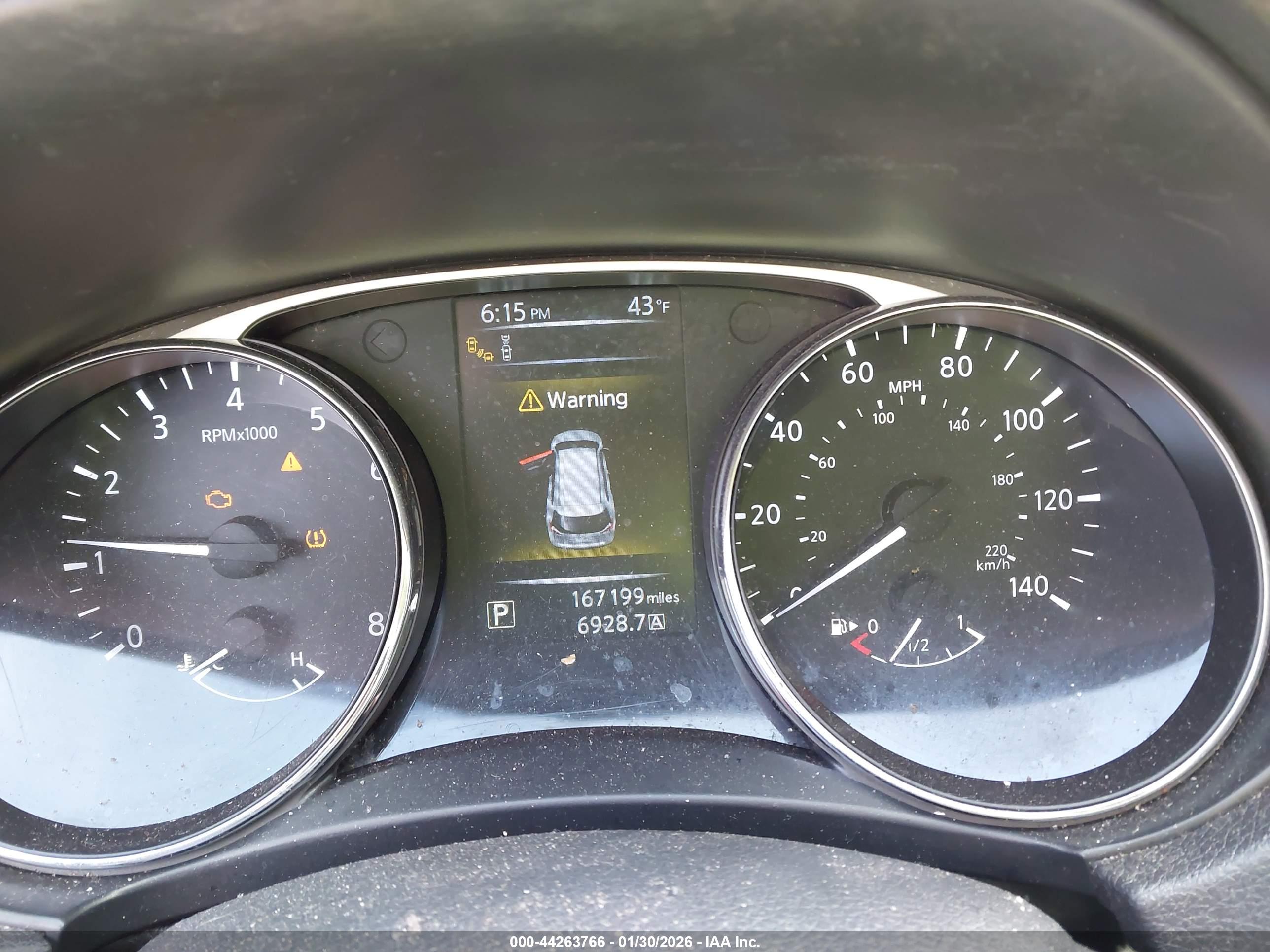 NISSAN ROGUE image 7