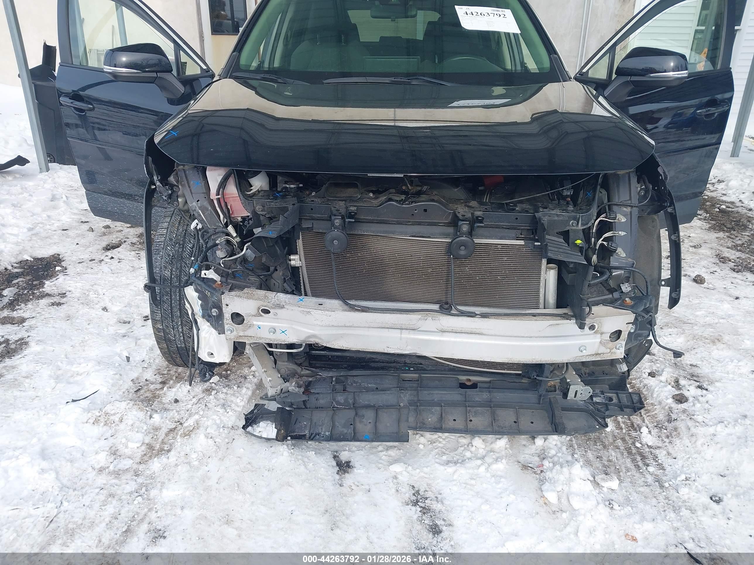 TOYOTA RAV4 image 6
