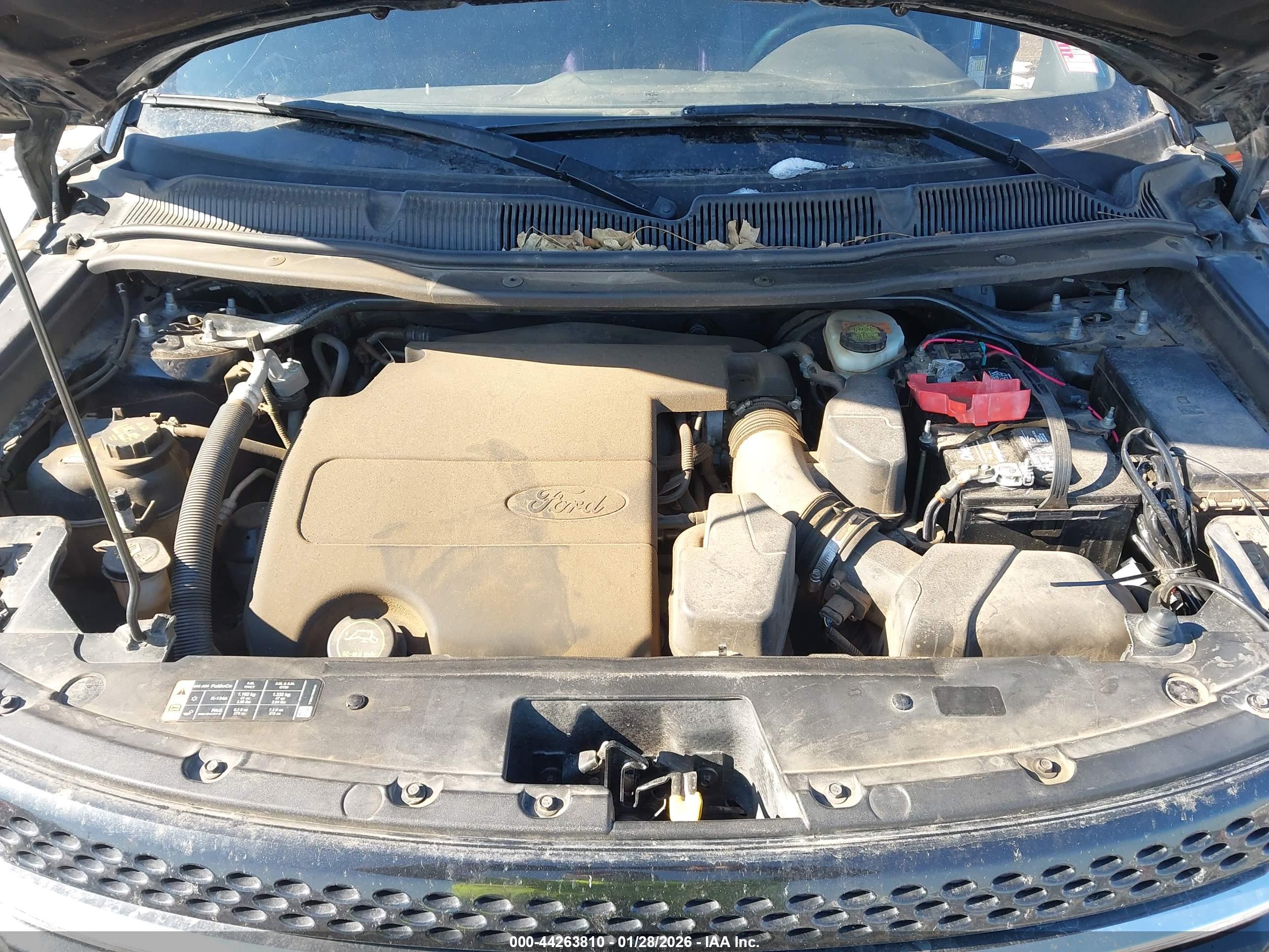 FORD EXPLORER image 10