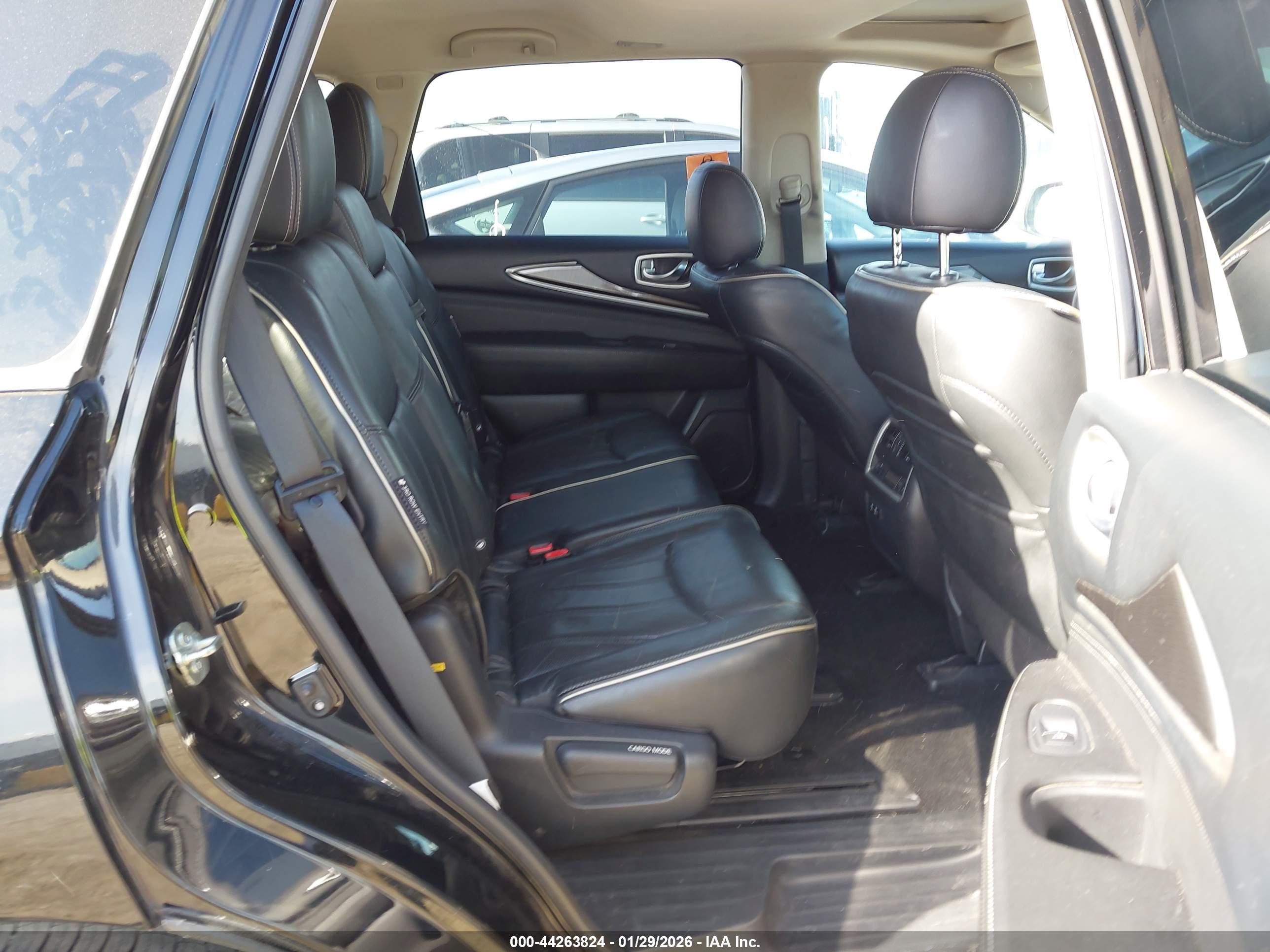 INFINITI QX60 image 8