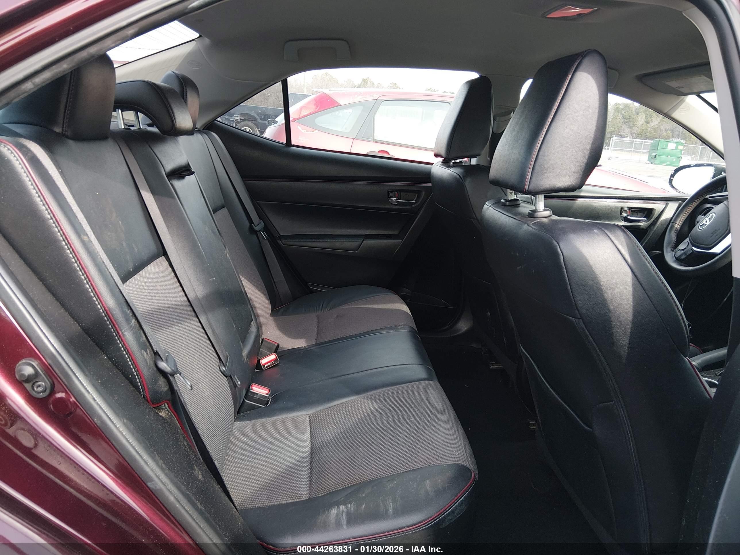 TOYOTA COROLLA image 8