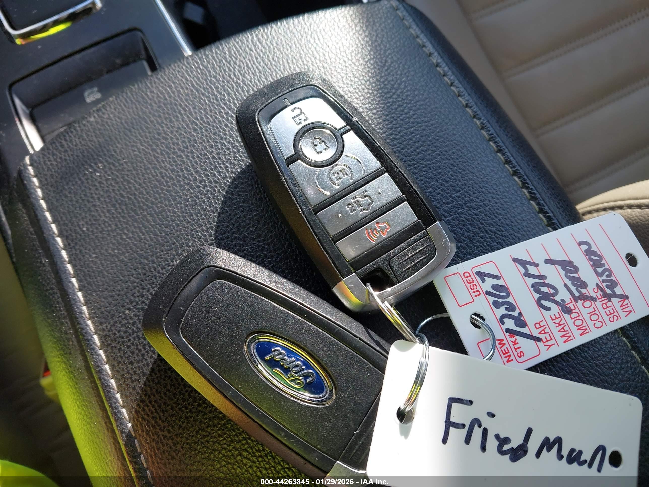 FORD FUSION image 11
