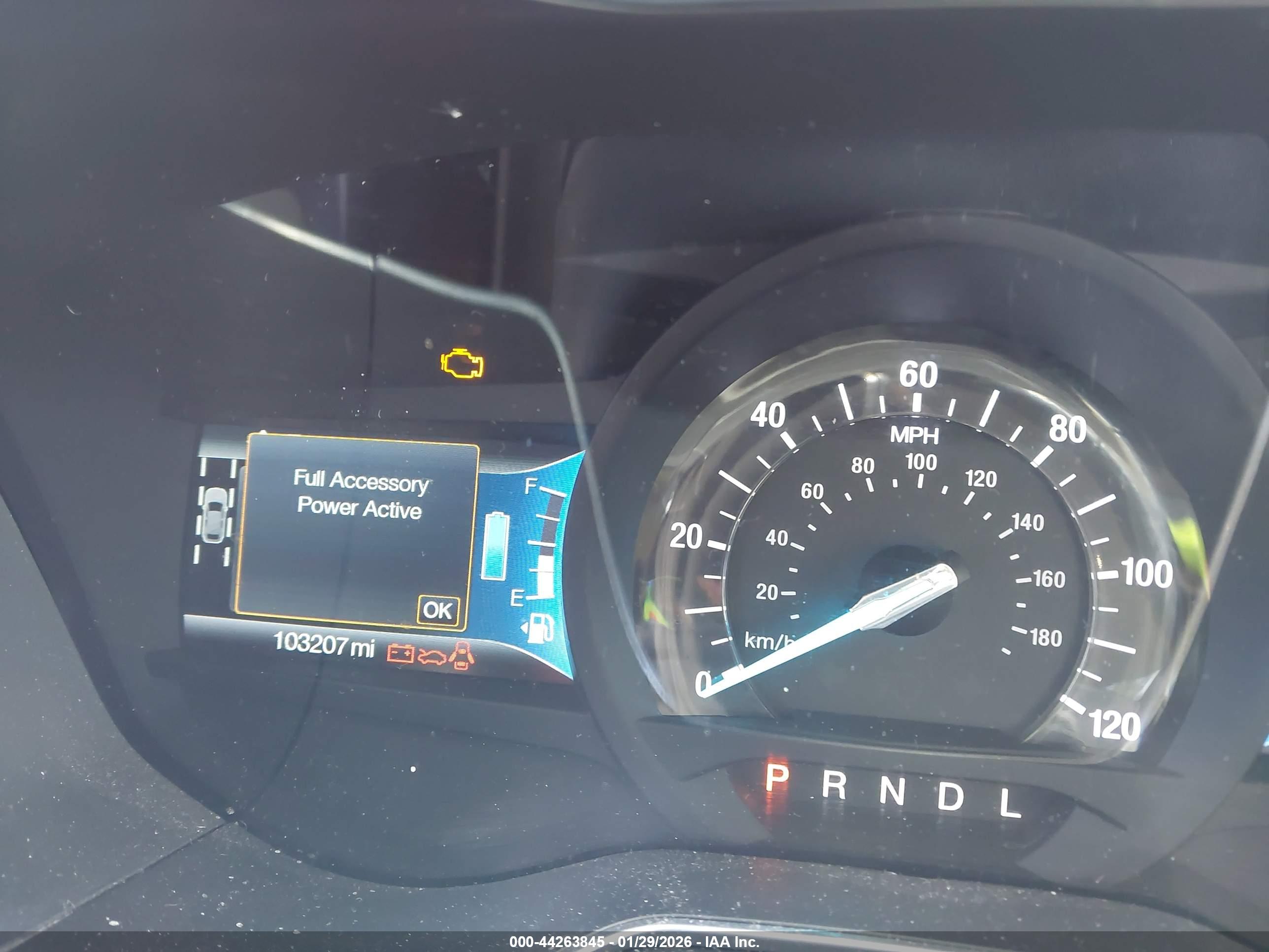 FORD FUSION image 7