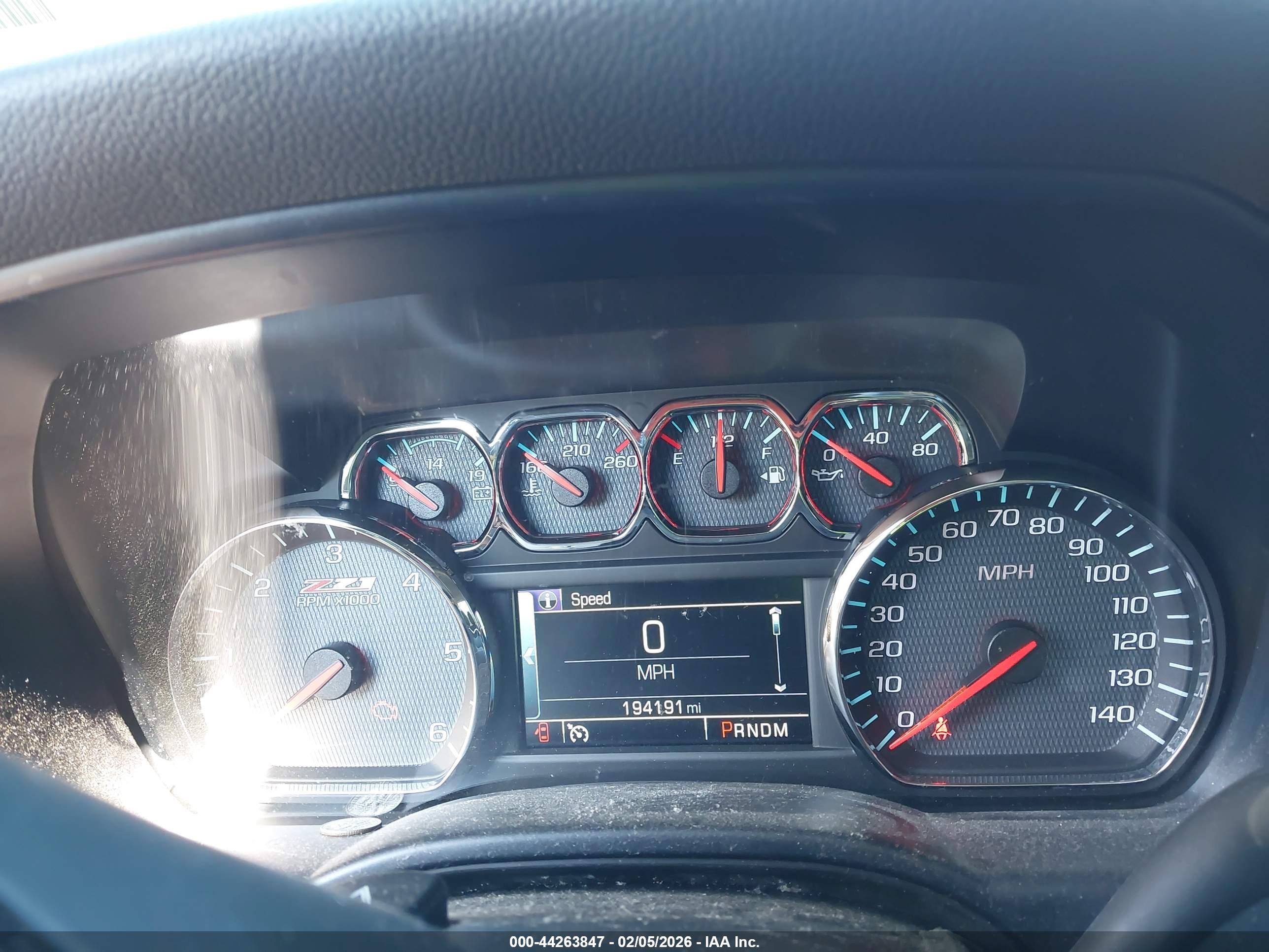 CHEVROLET SILVERADO image 7