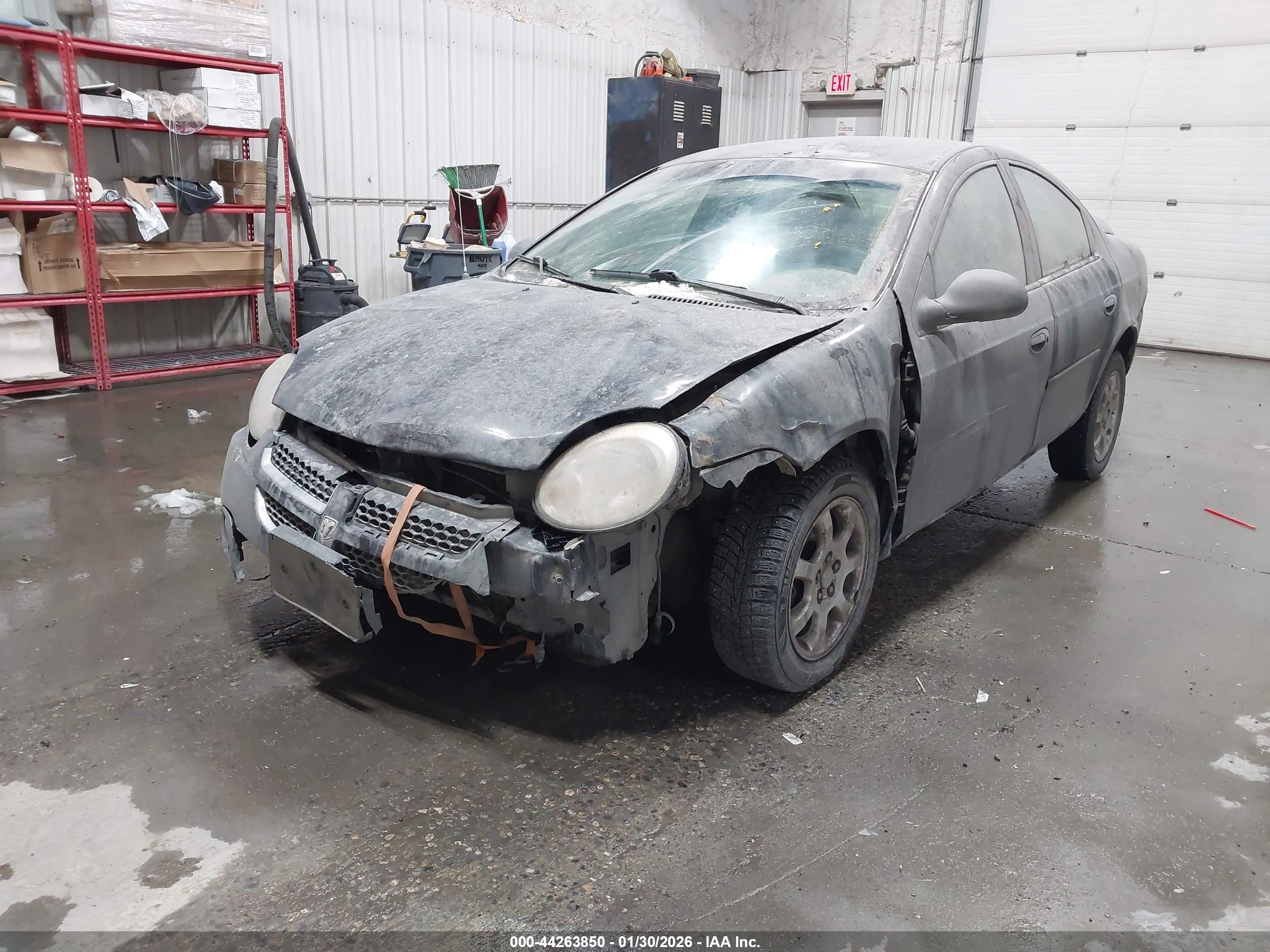 DODGE NEON image 2
