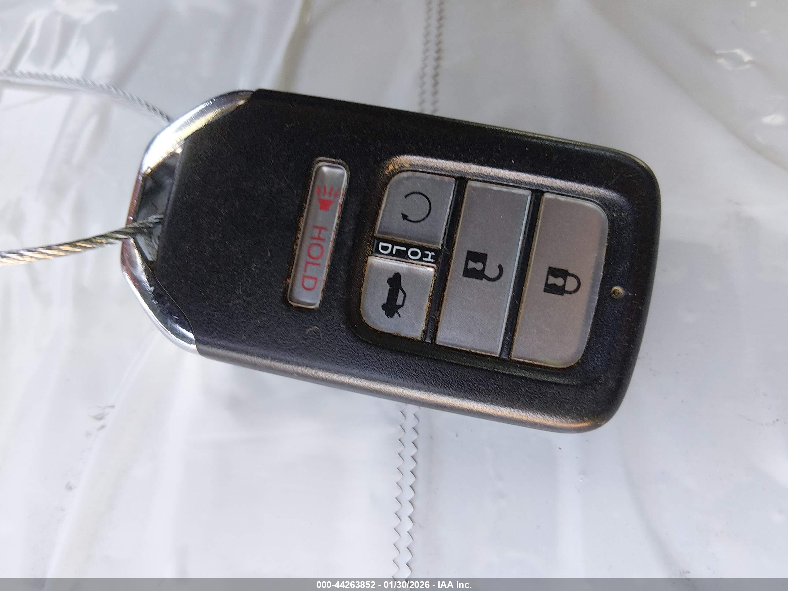 HONDA CR-V image 11