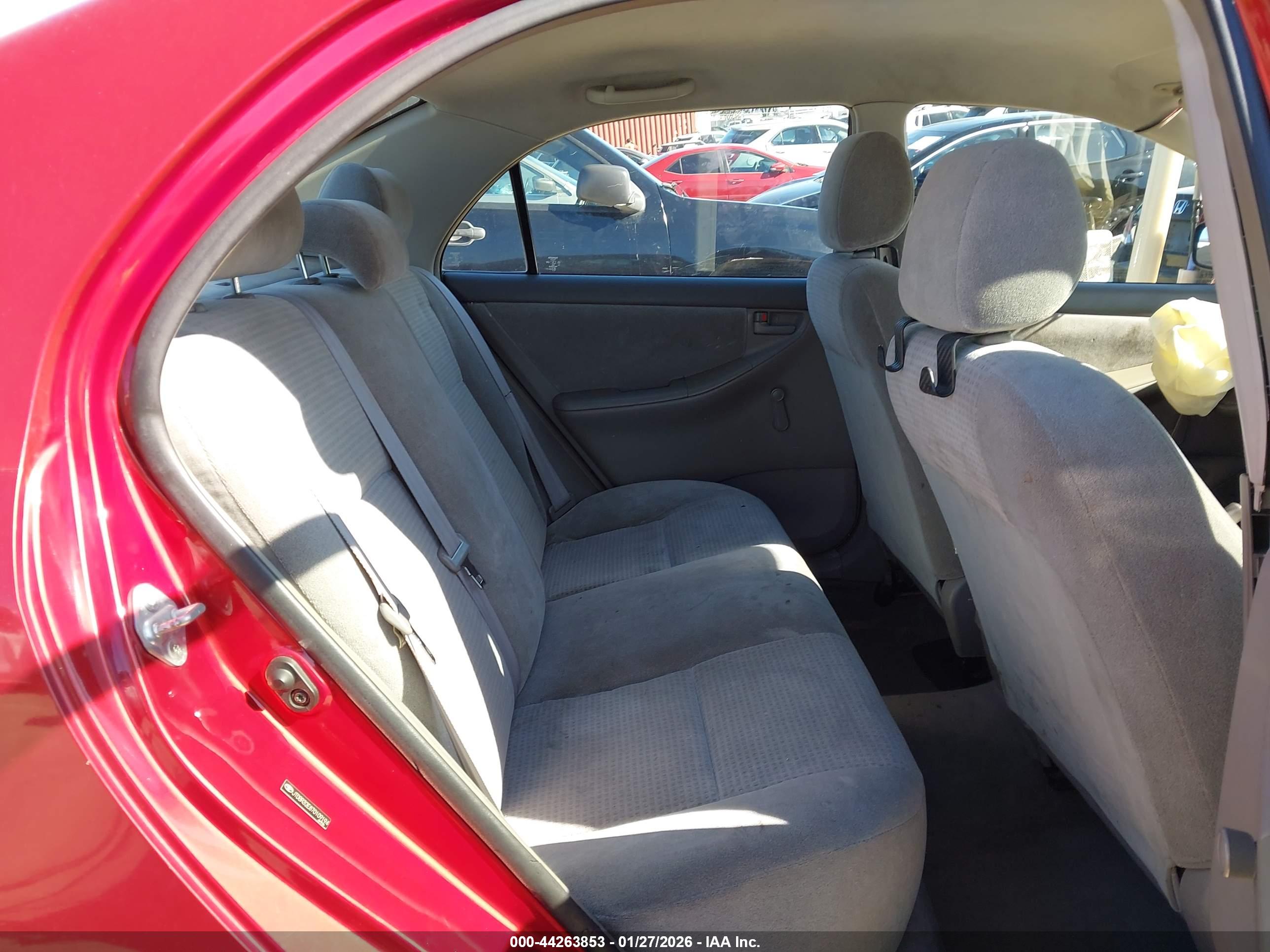 TOYOTA COROLLA image 8