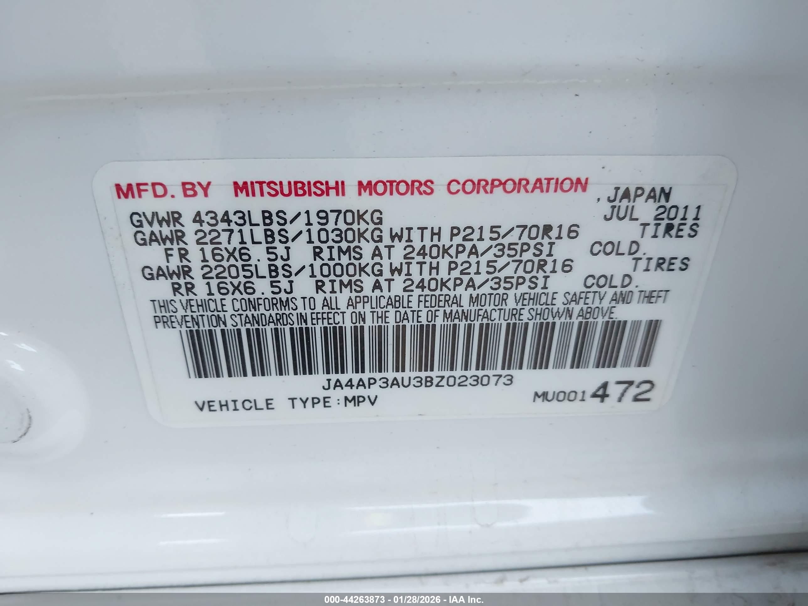 MITSUBISHI OUTLANDER image 9