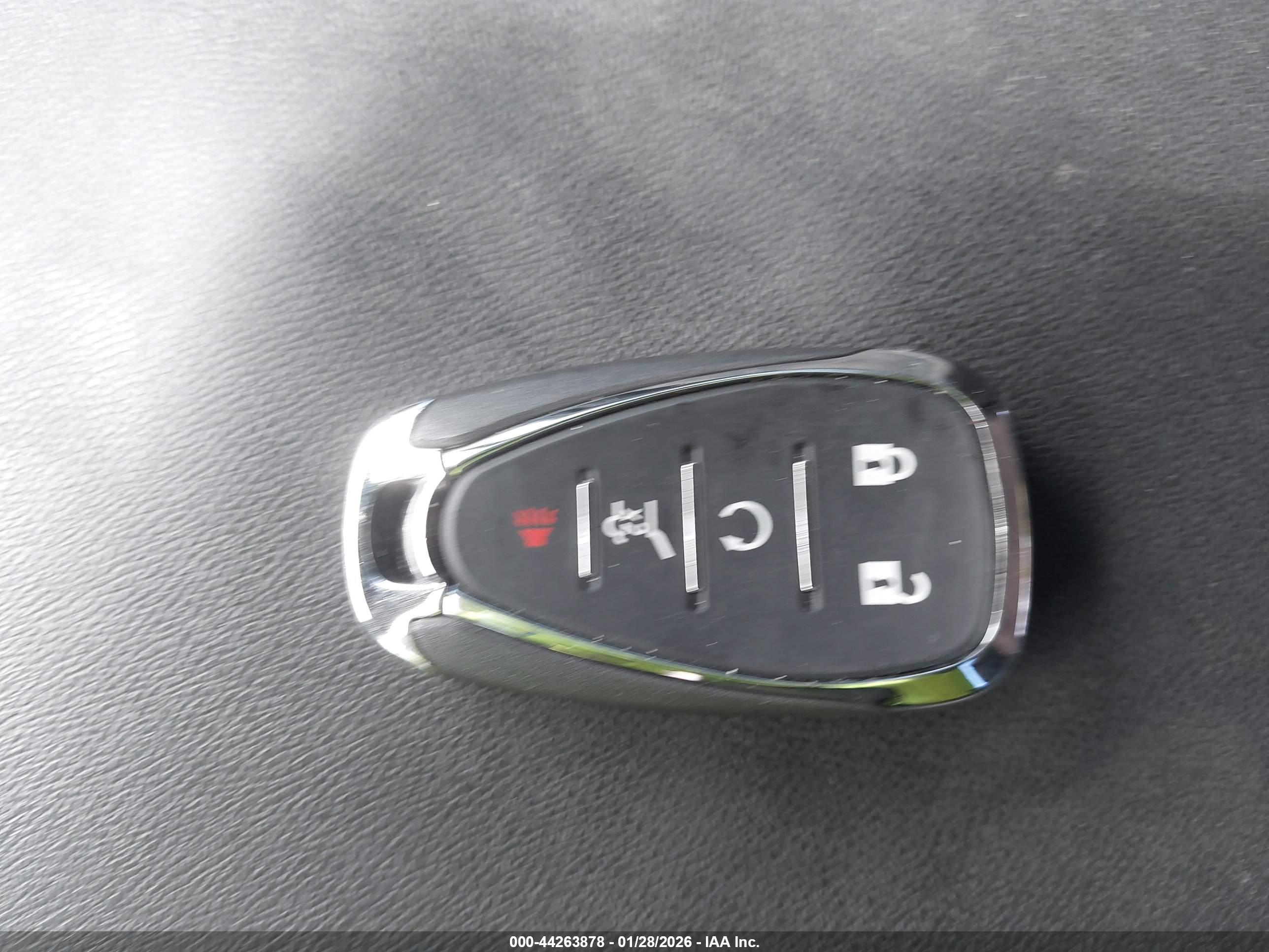 CHEVROLET EQUINOX image 11