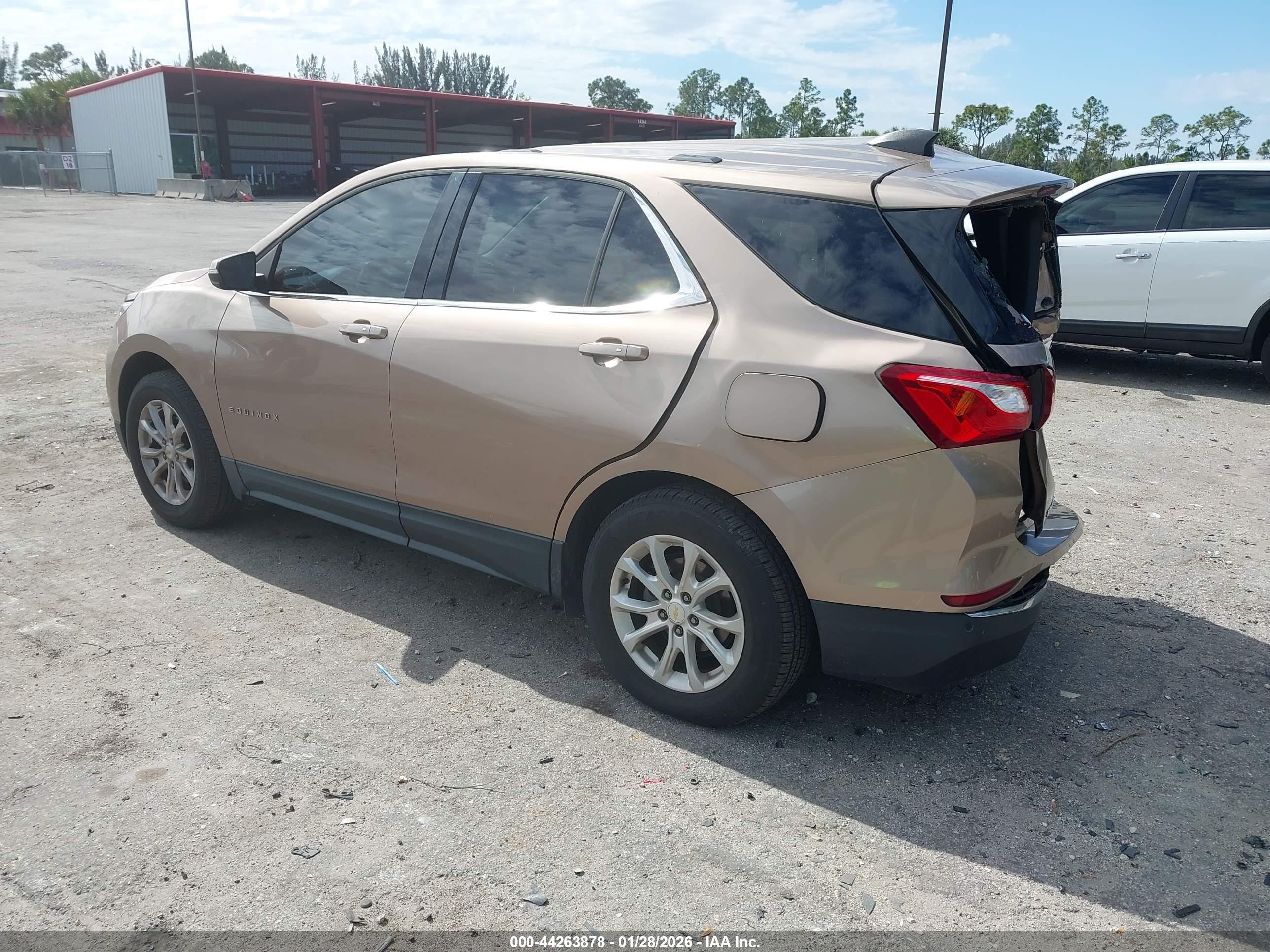 CHEVROLET EQUINOX image 3