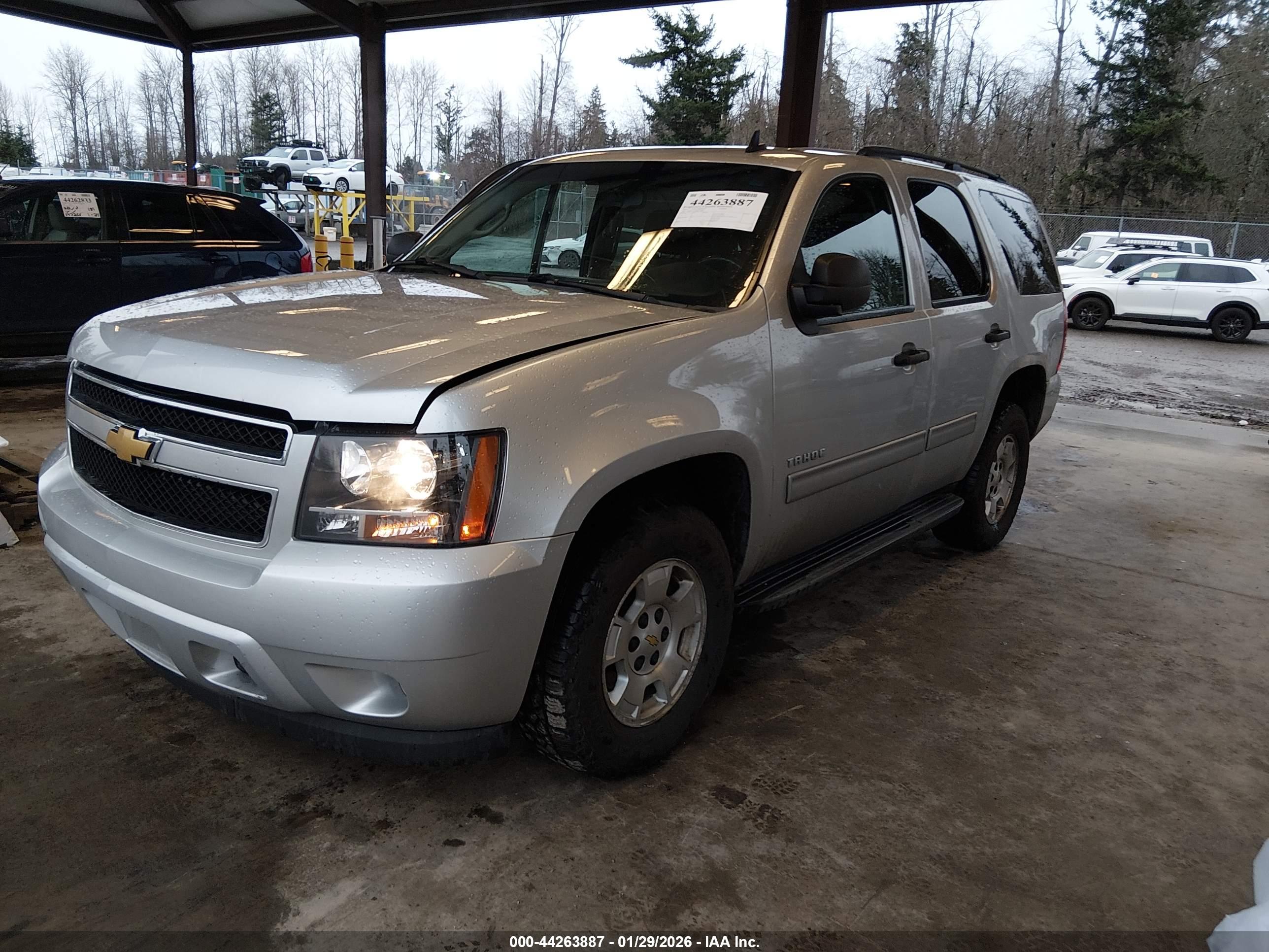 CHEVROLET TAHOE image 2