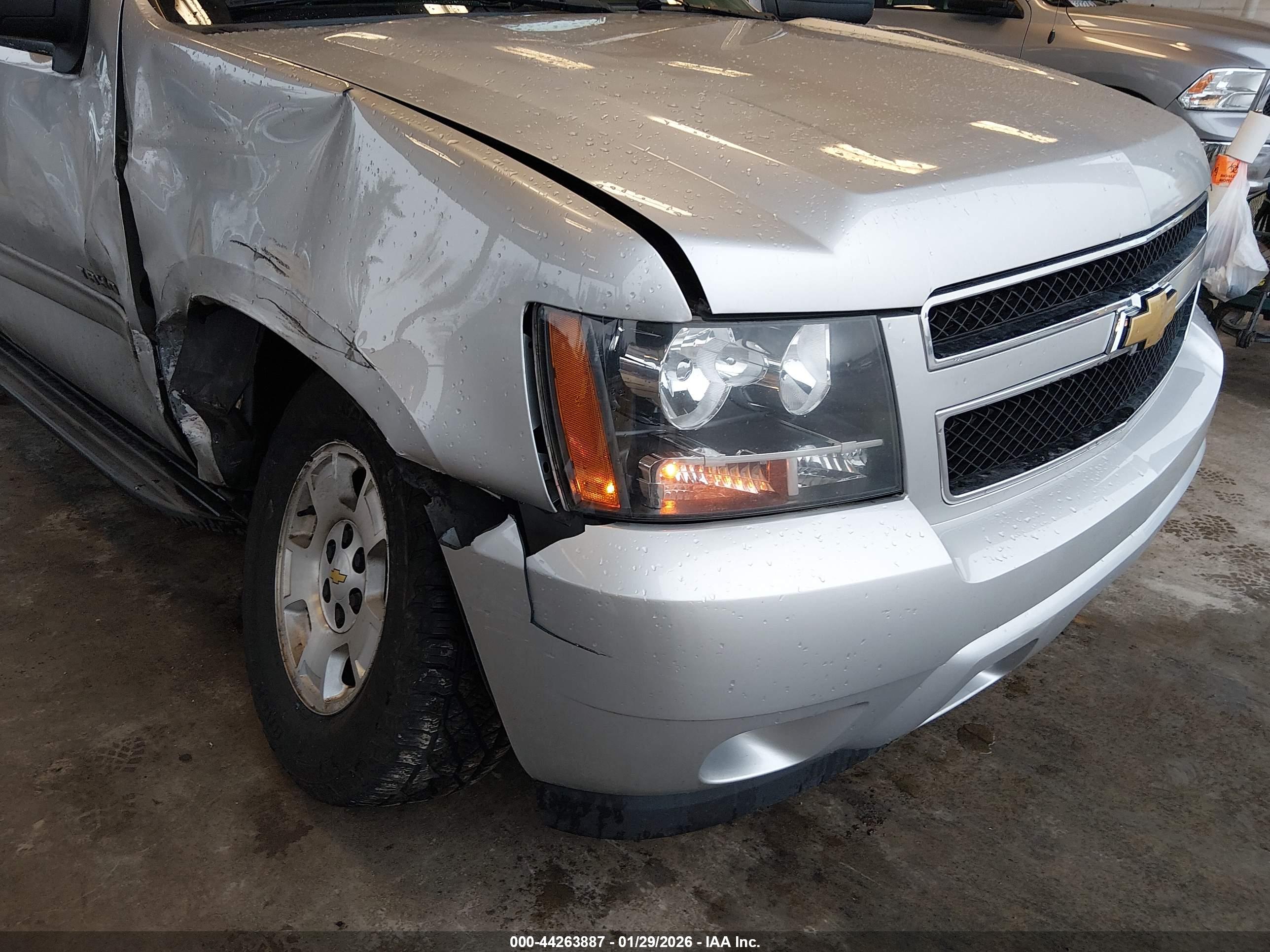 CHEVROLET TAHOE image 6
