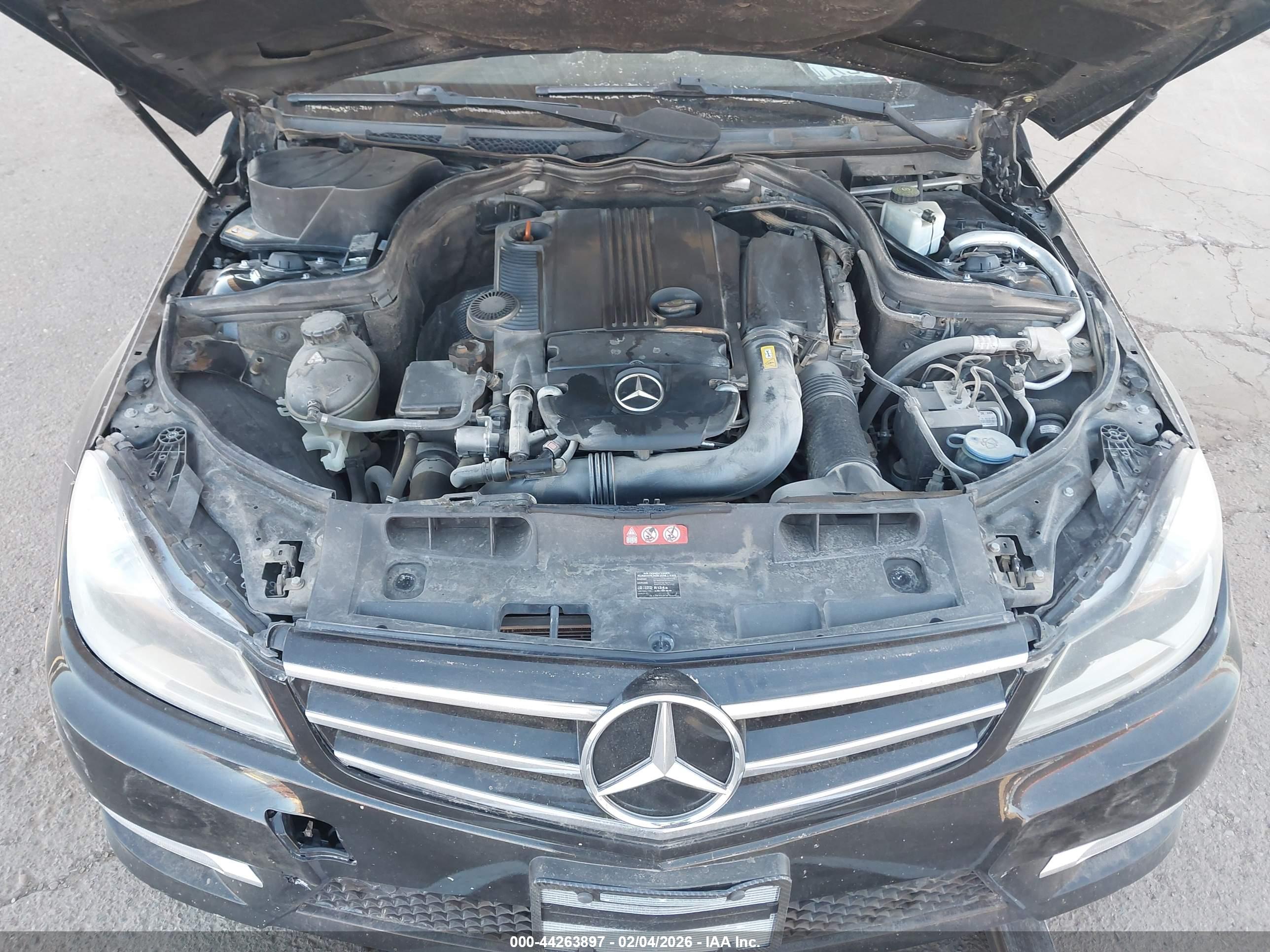 MERCEDES-BENZ C image 10