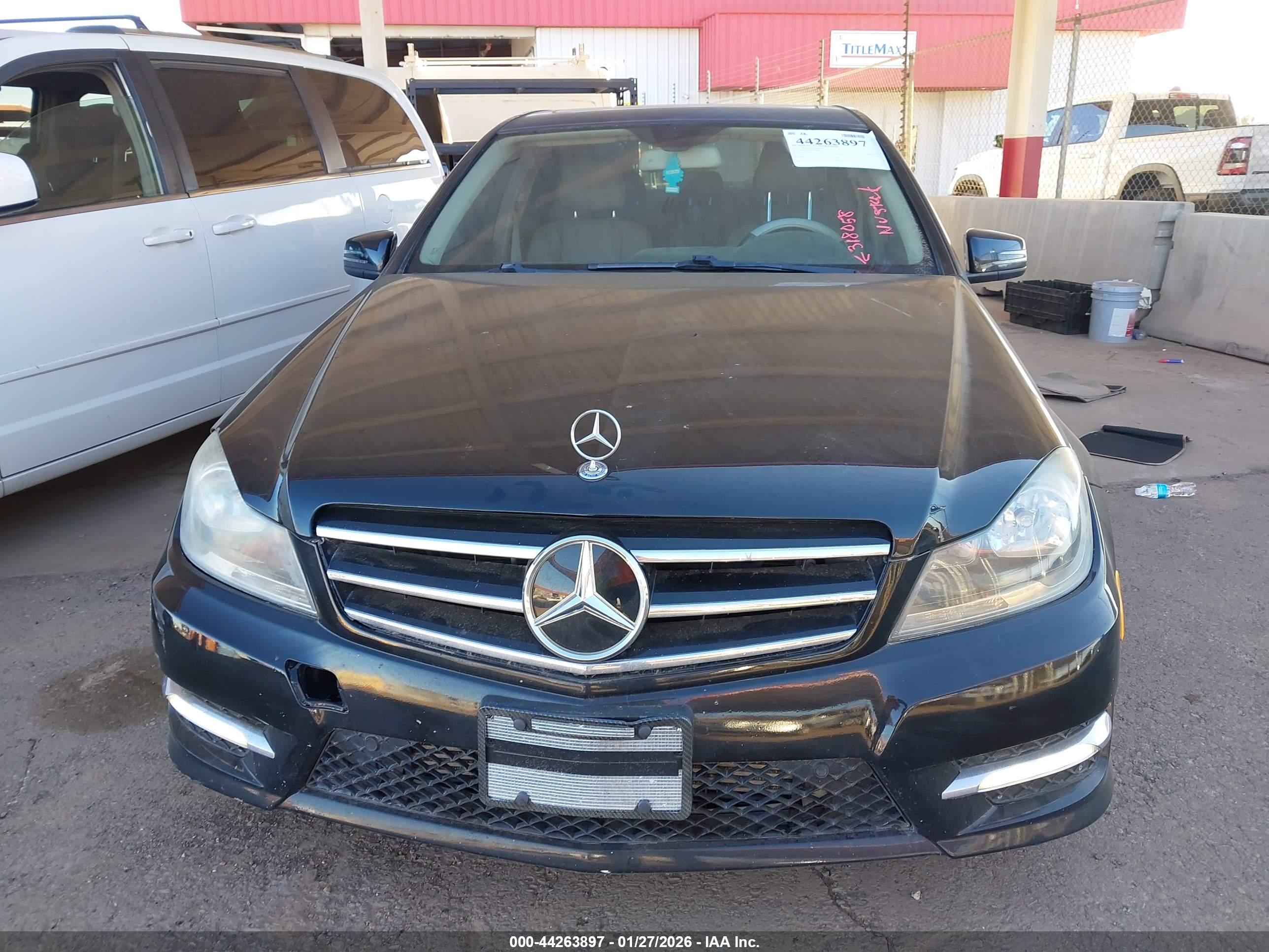 MERCEDES-BENZ C image 6