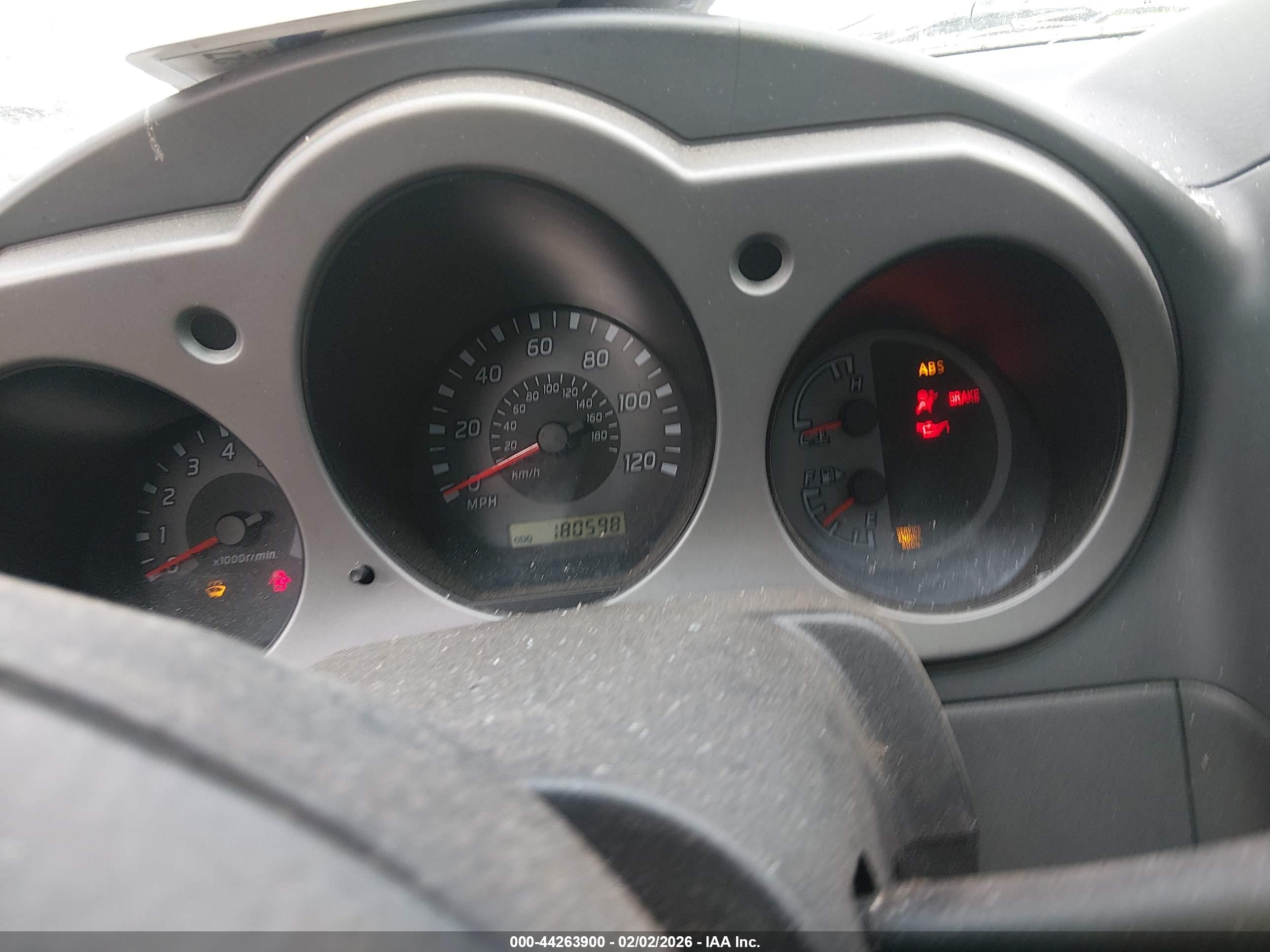 NISSAN XTERRA image 7