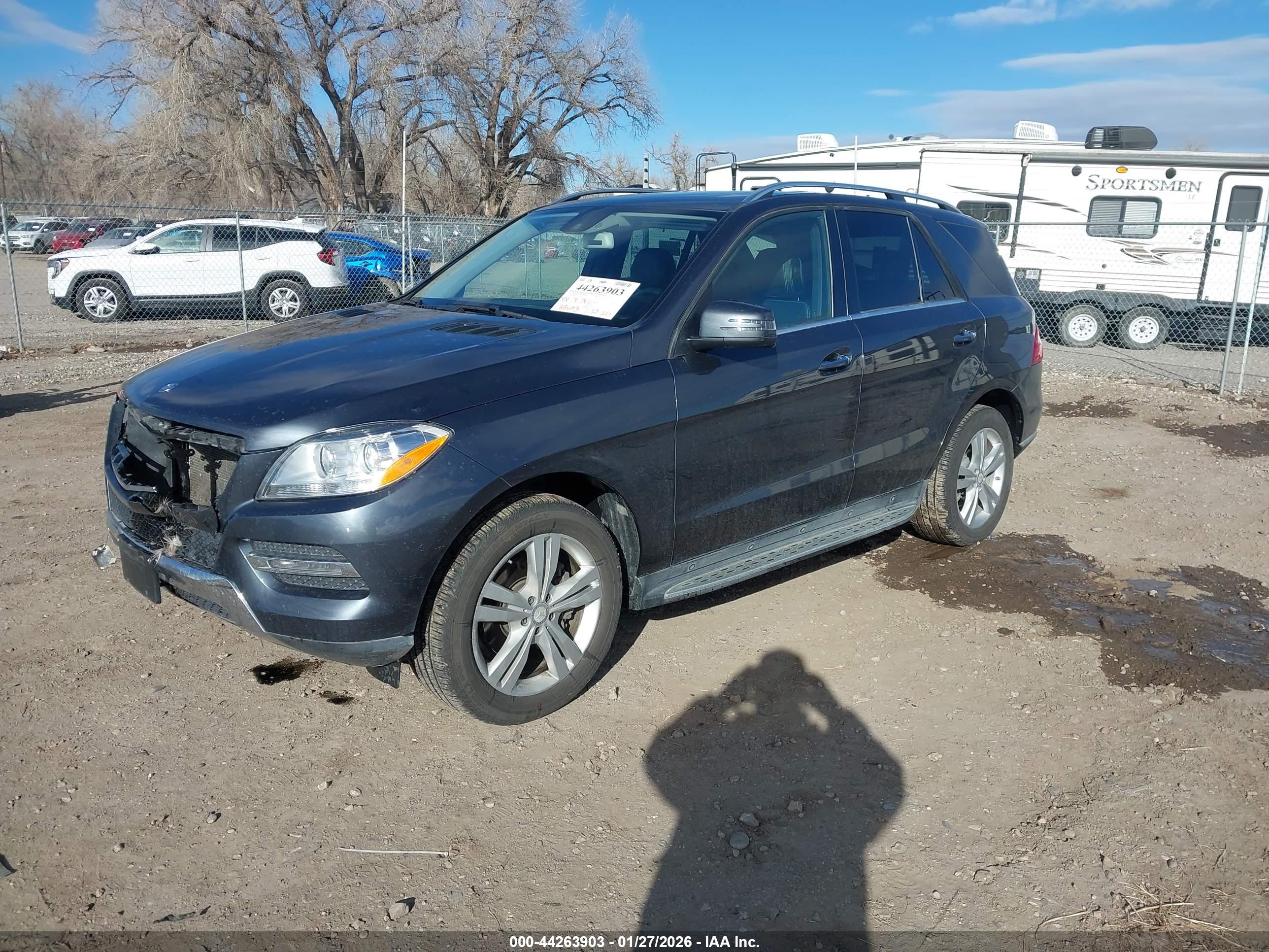 MERCEDES-BENZ ML image 2