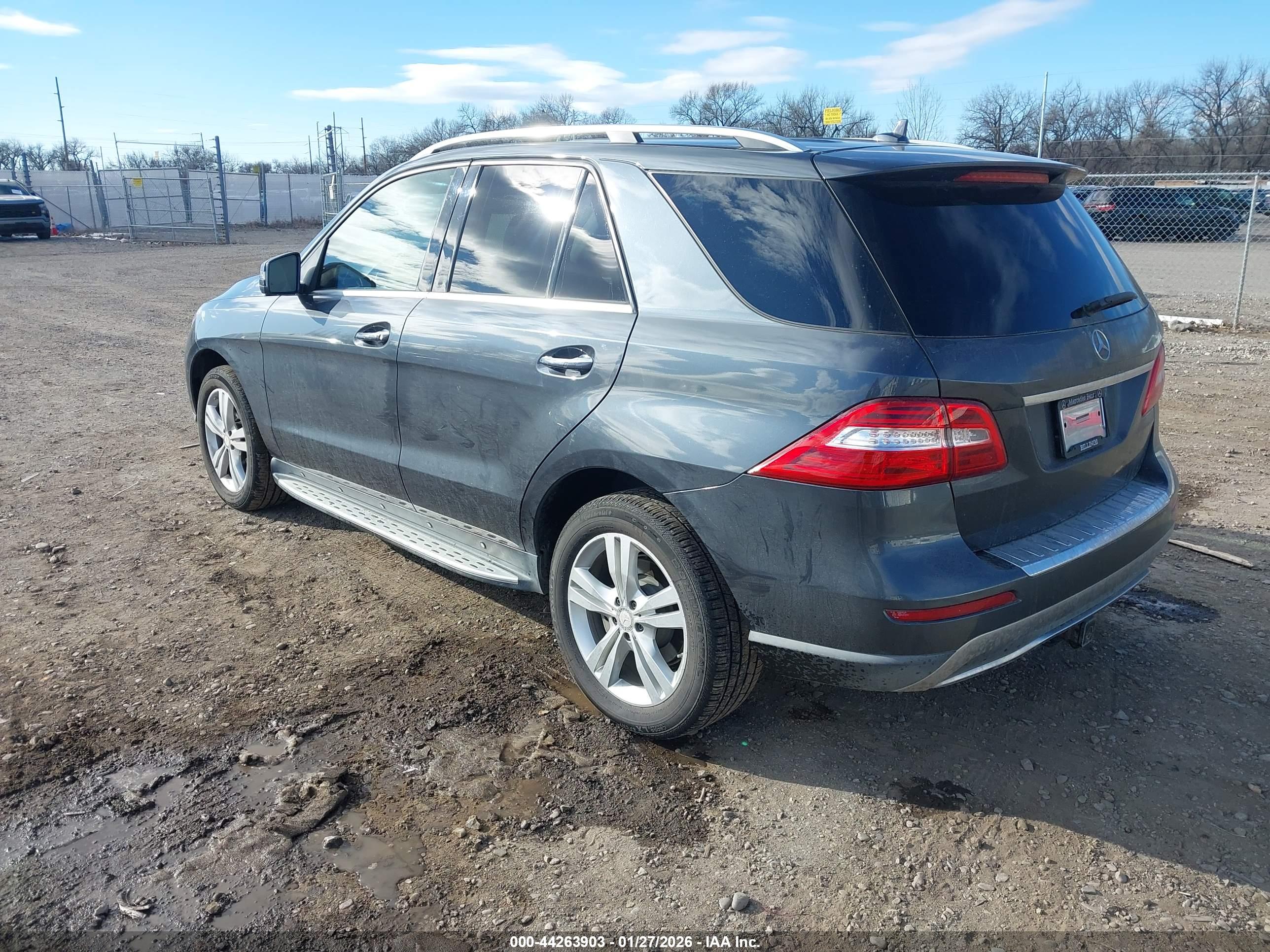MERCEDES-BENZ ML image 3
