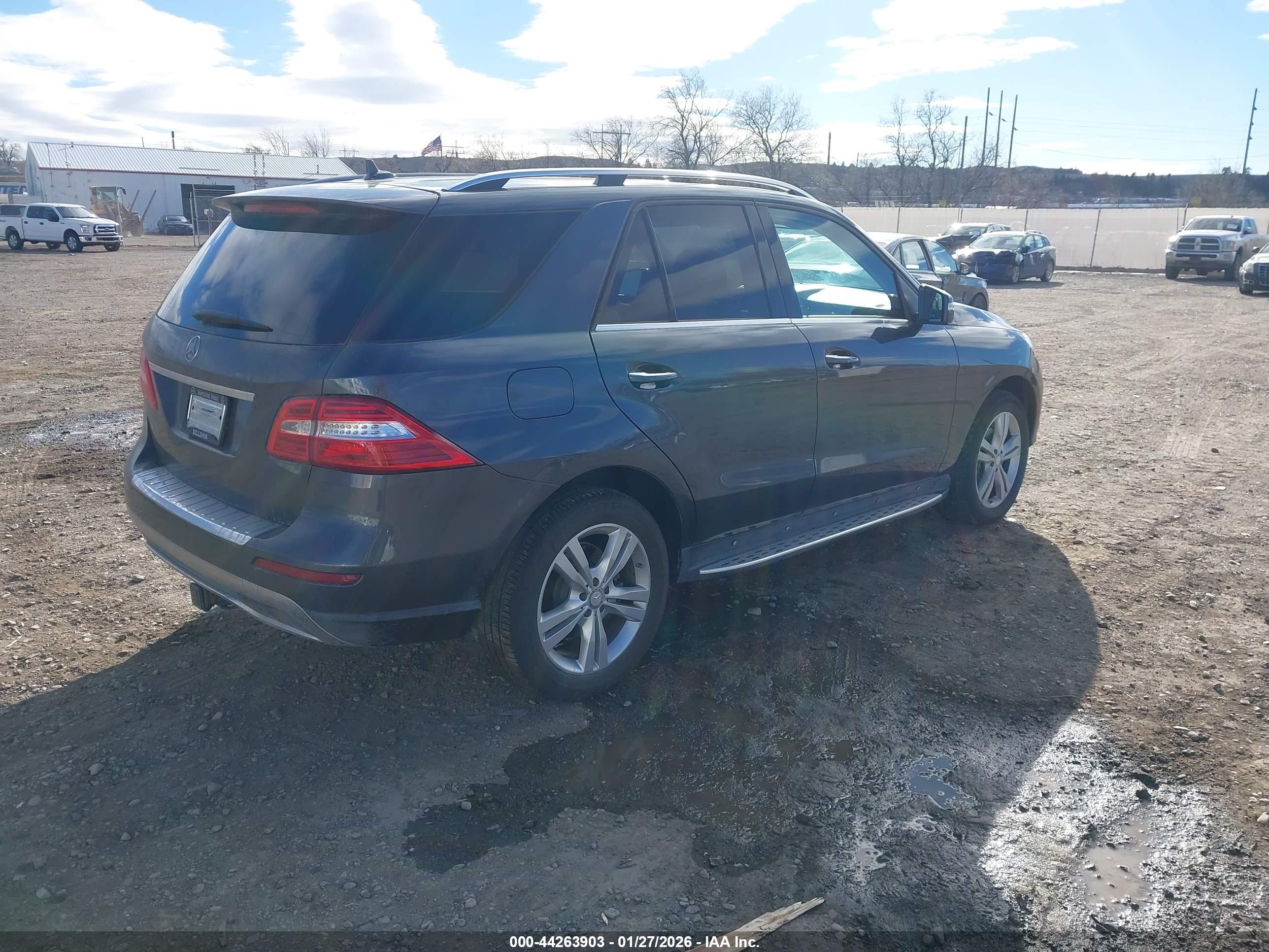 MERCEDES-BENZ ML image 4