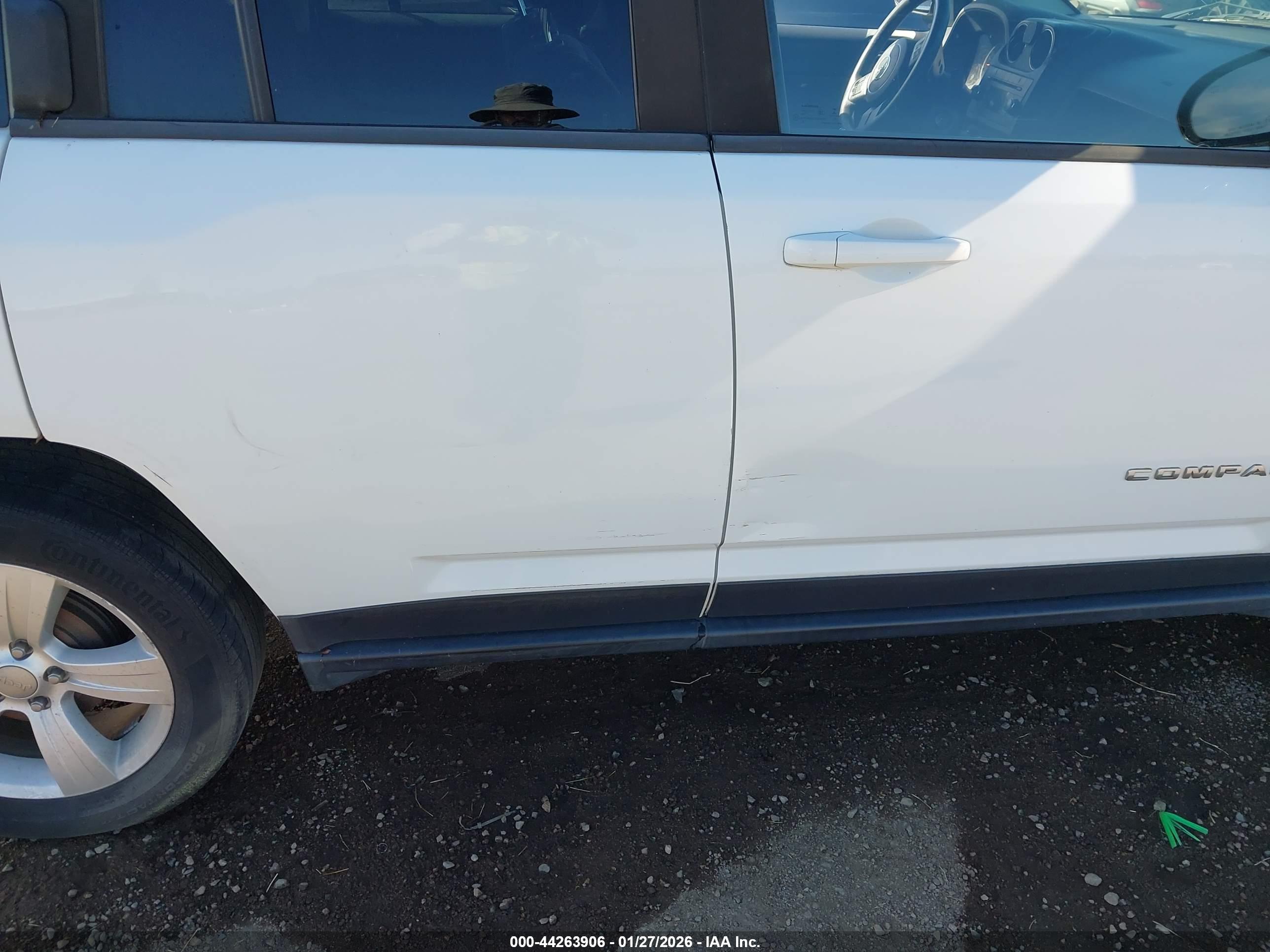 JEEP COMPASS image 6