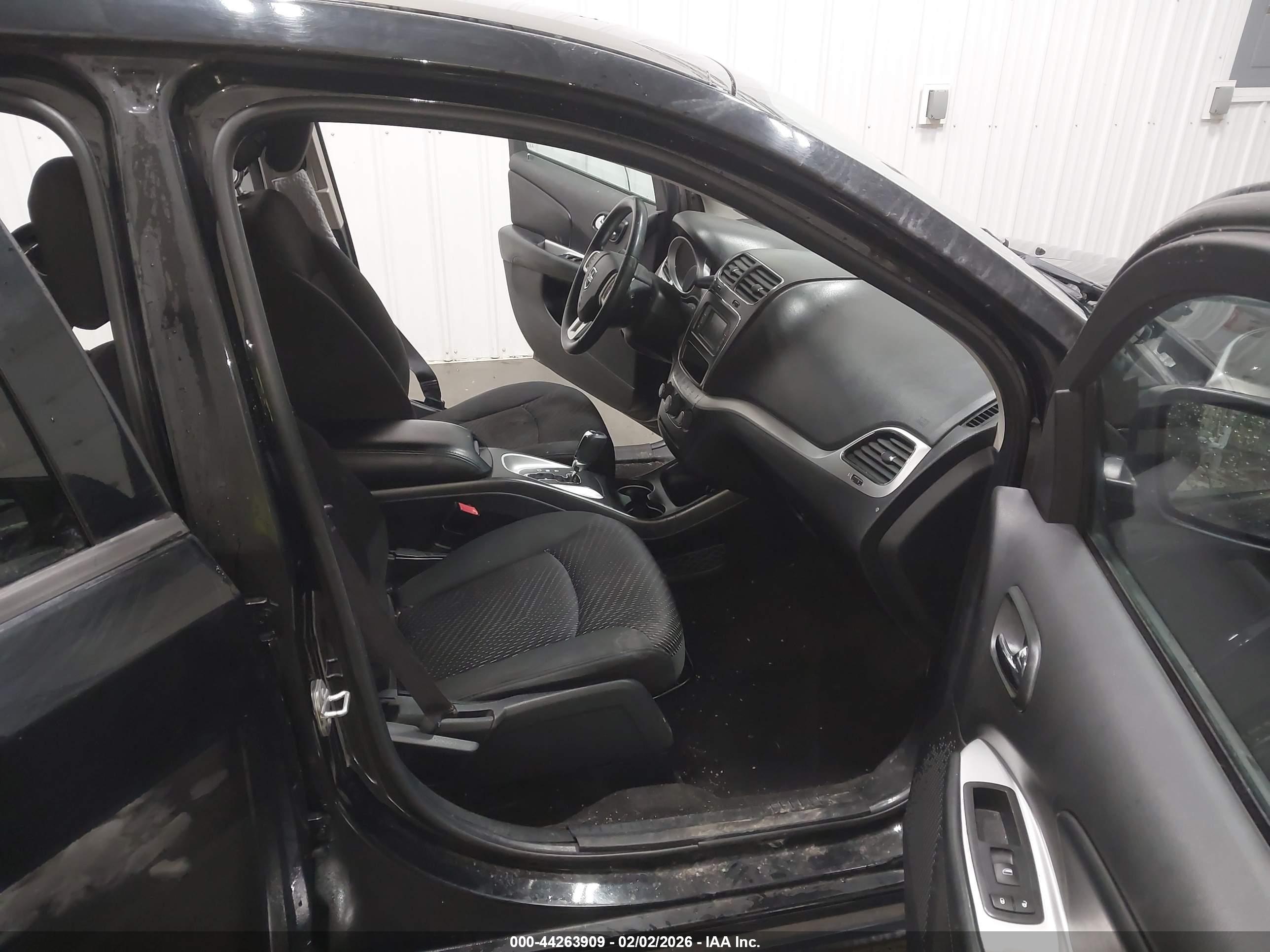 DODGE JOURNEY image 5