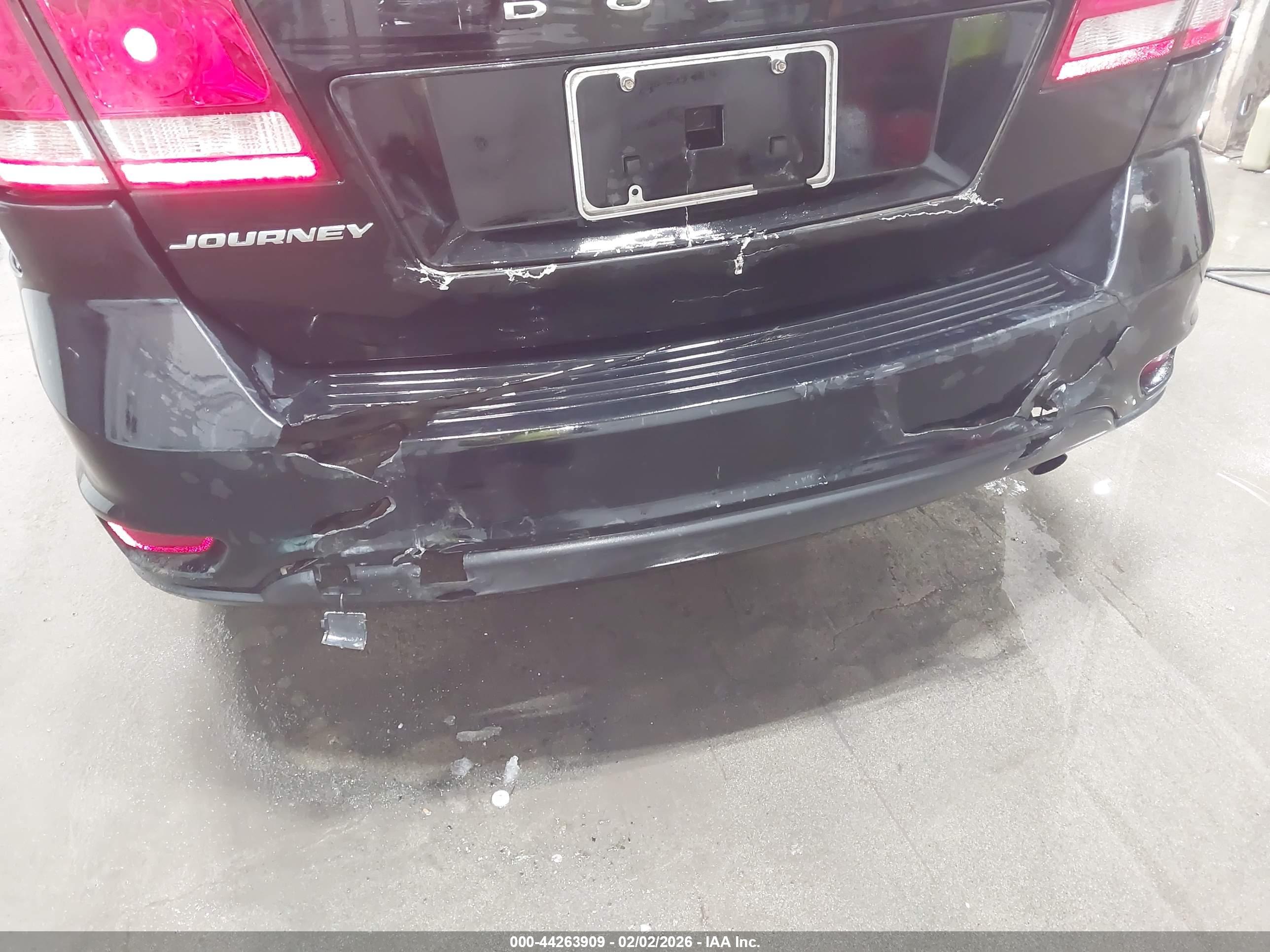 DODGE JOURNEY image 6