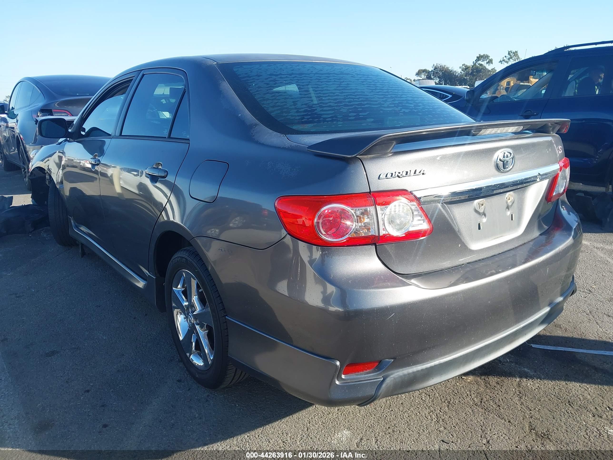 TOYOTA COROLLA image 3