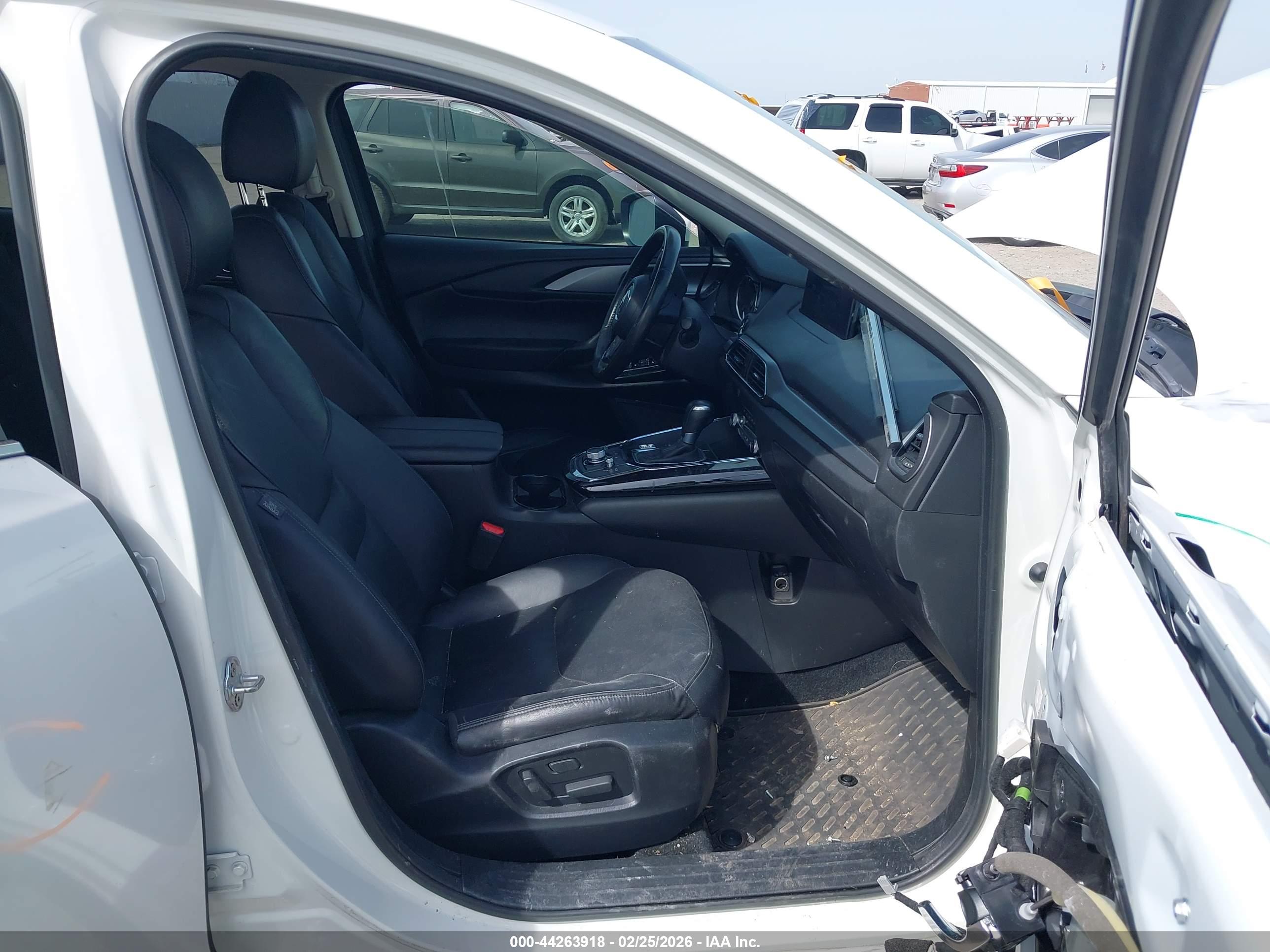 MAZDA CX-9 image 5