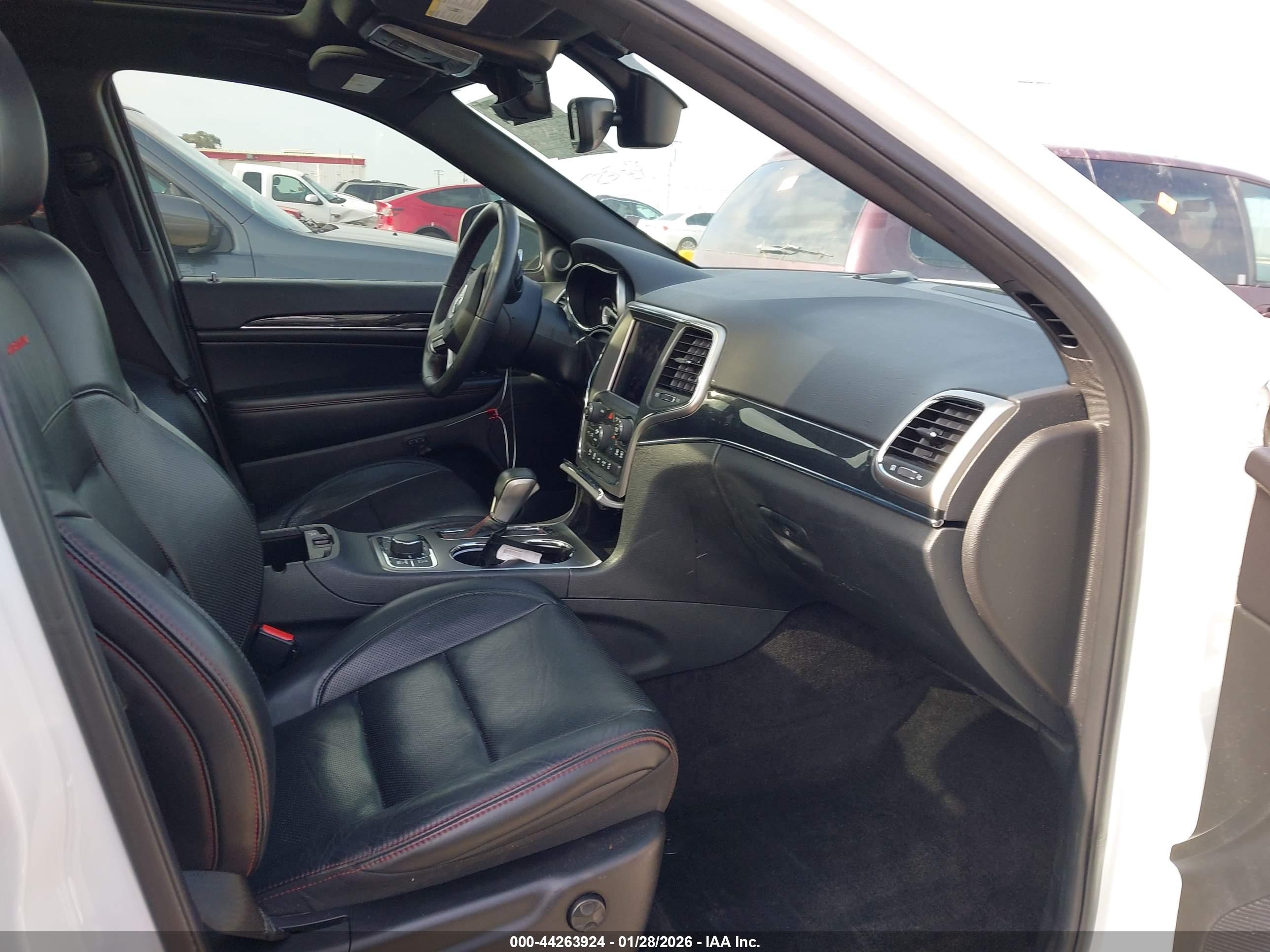 JEEP GRAND image 5