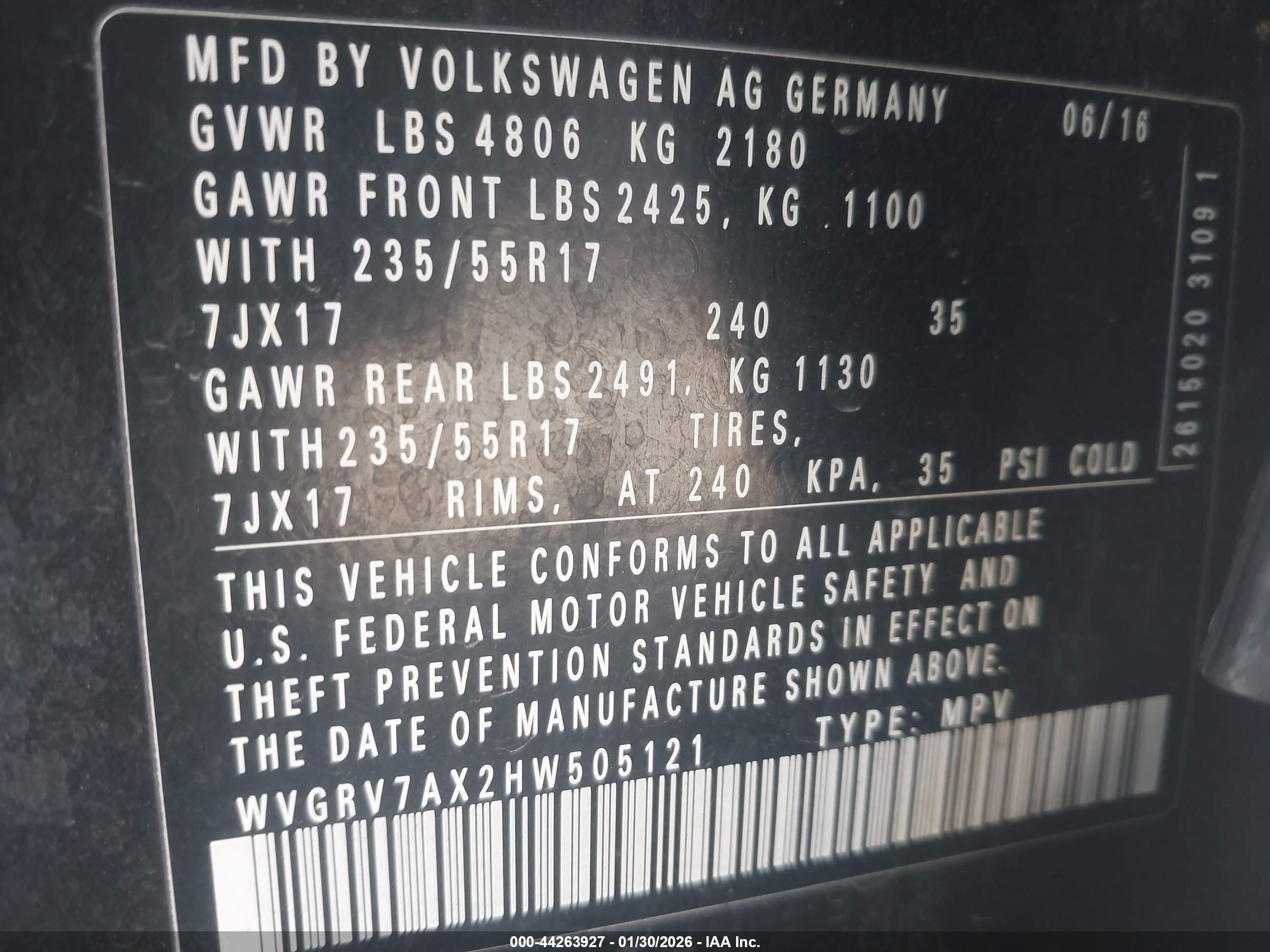 VOLKSWAGEN TIGUAN image 9