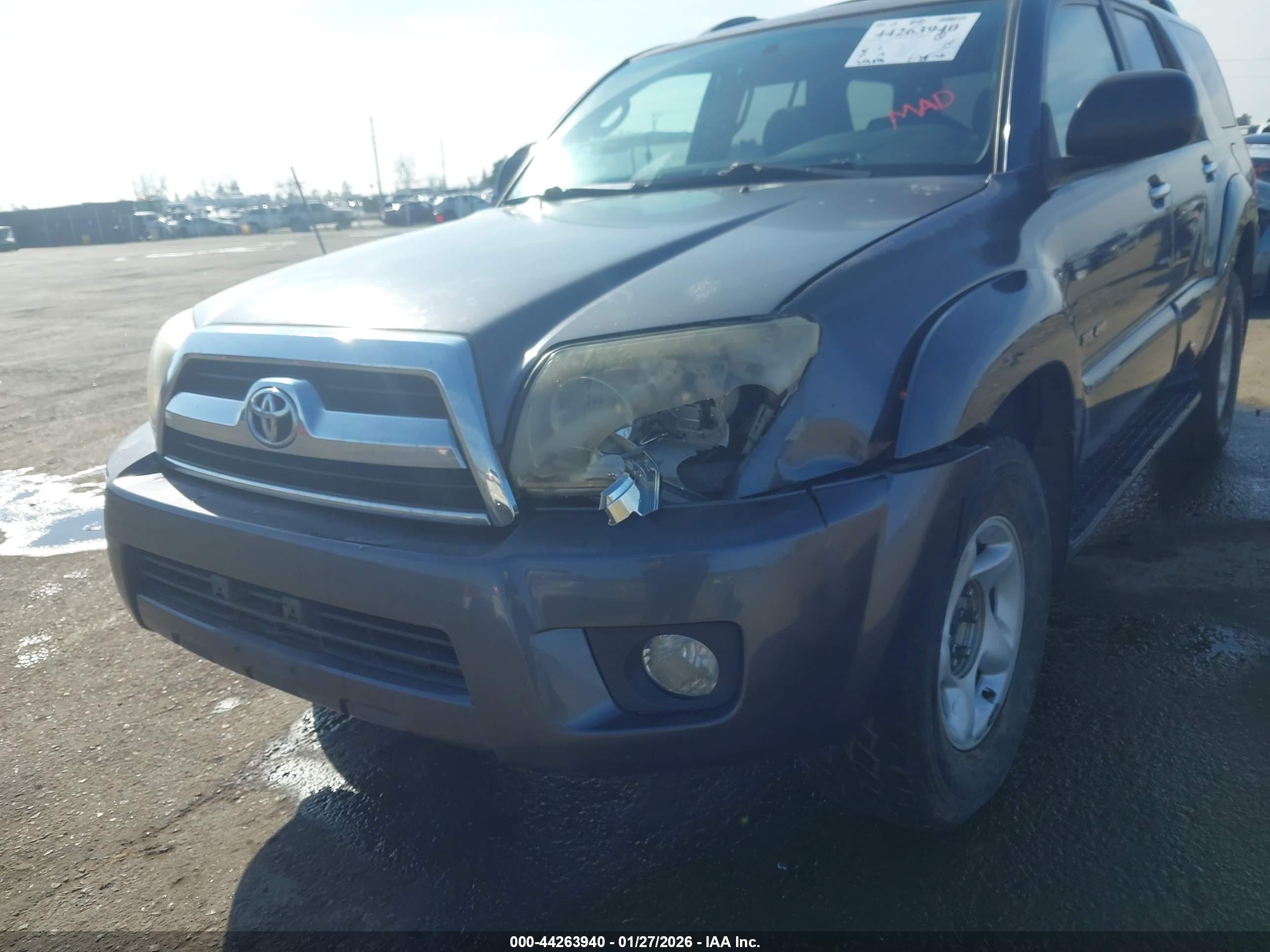 TOYOTA 4RUNNER image 6