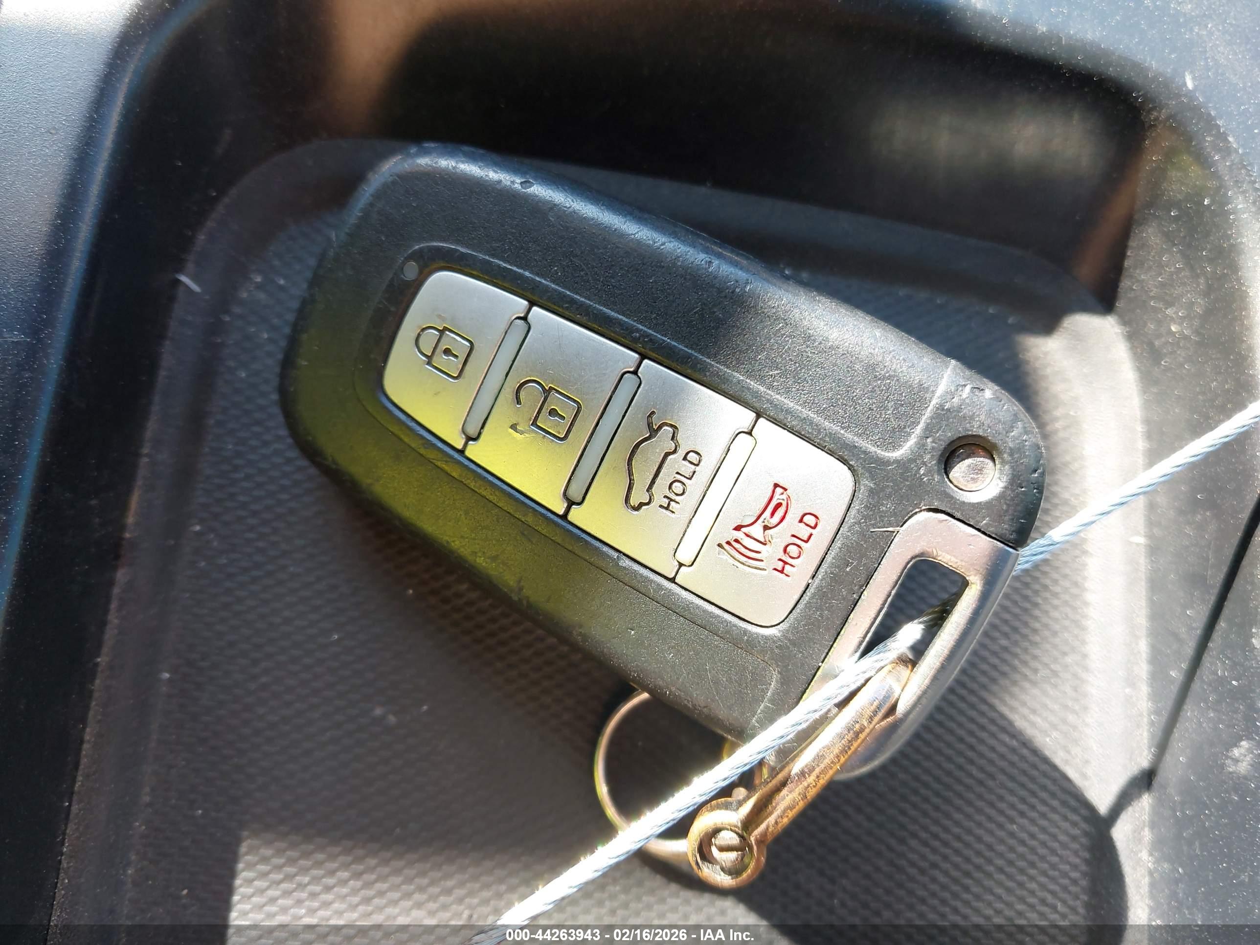 HYUNDAI SONATA image 11