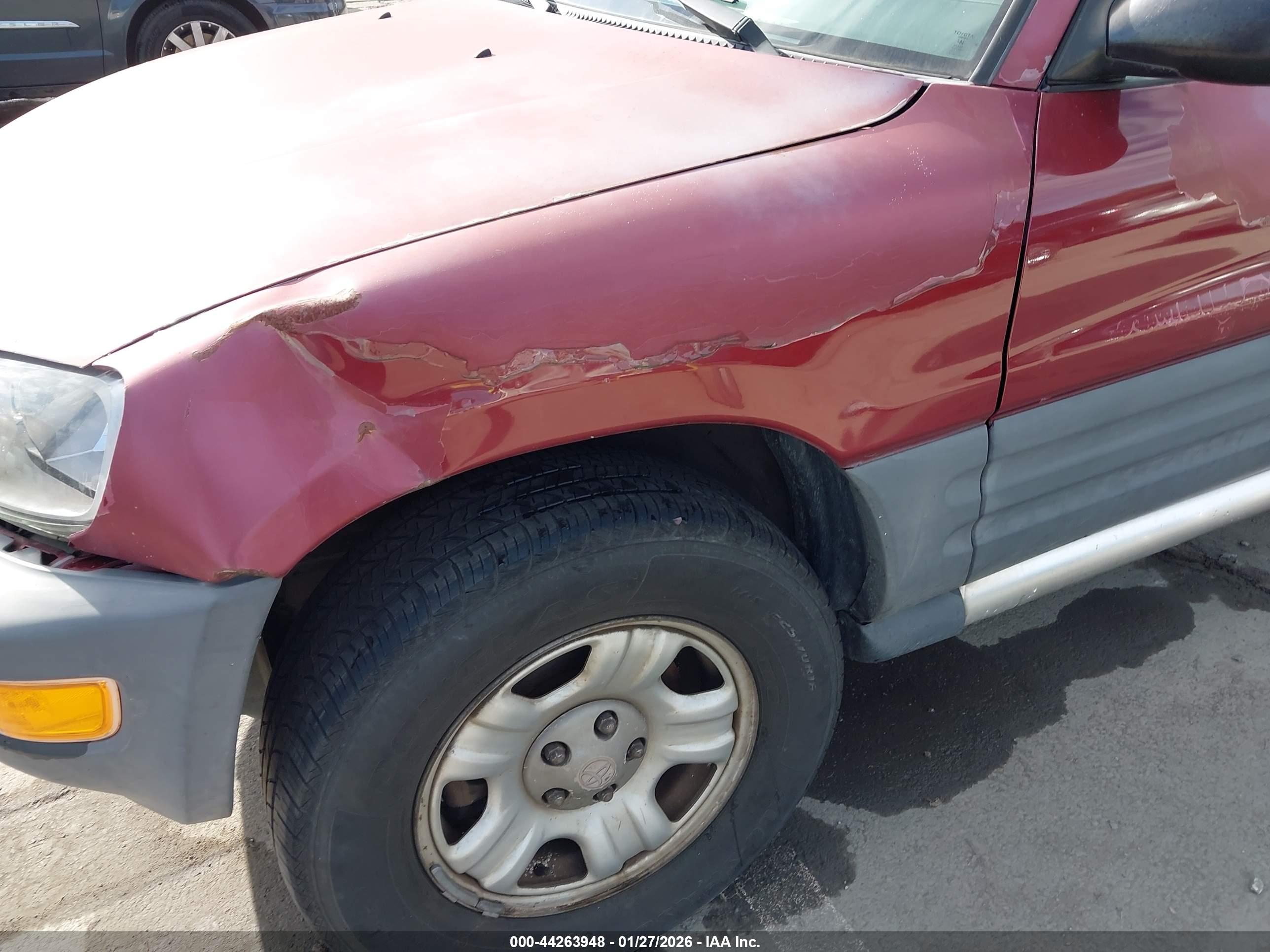 TOYOTA RAV4 image 6