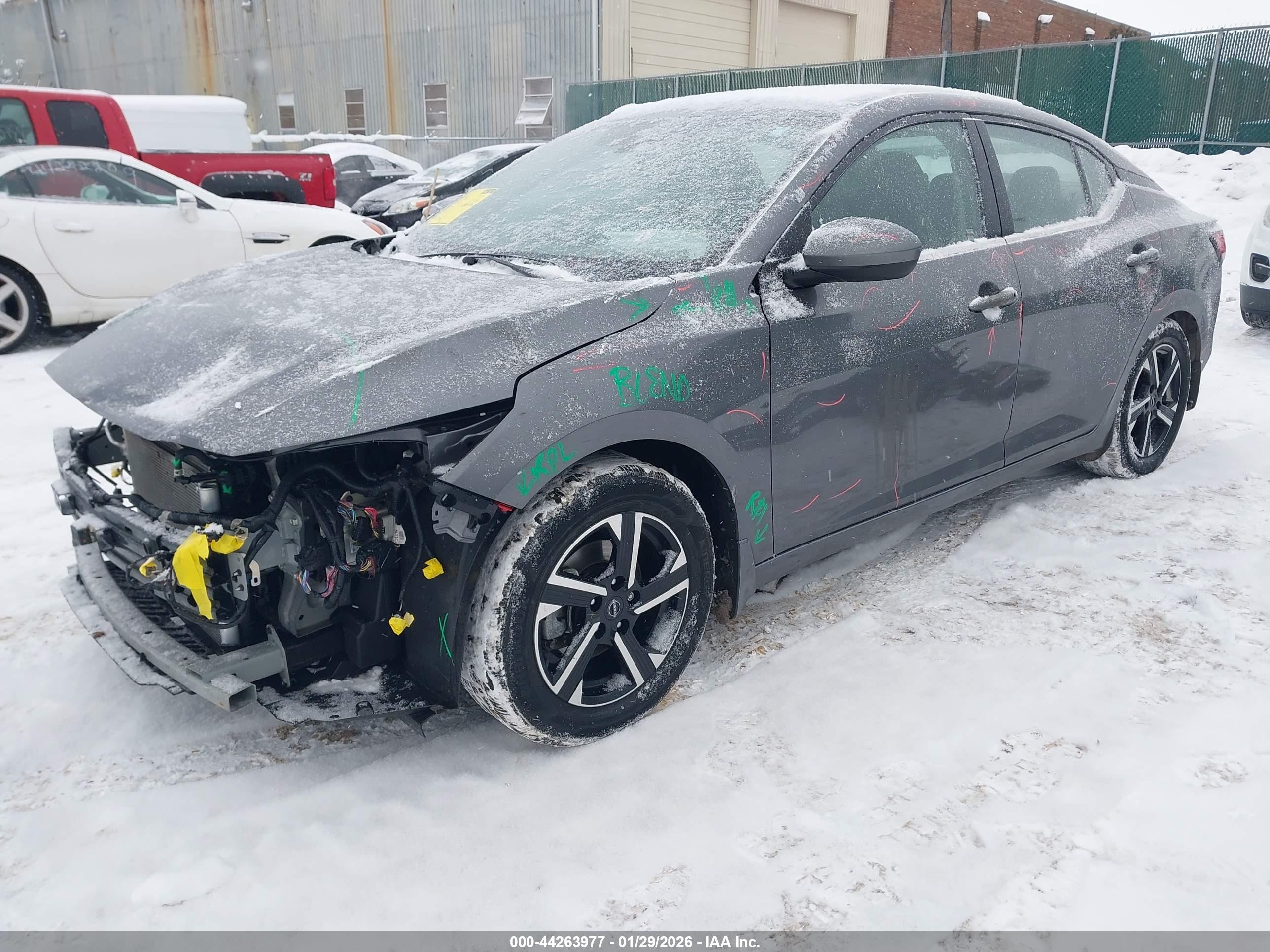 NISSAN SENTRA image 2