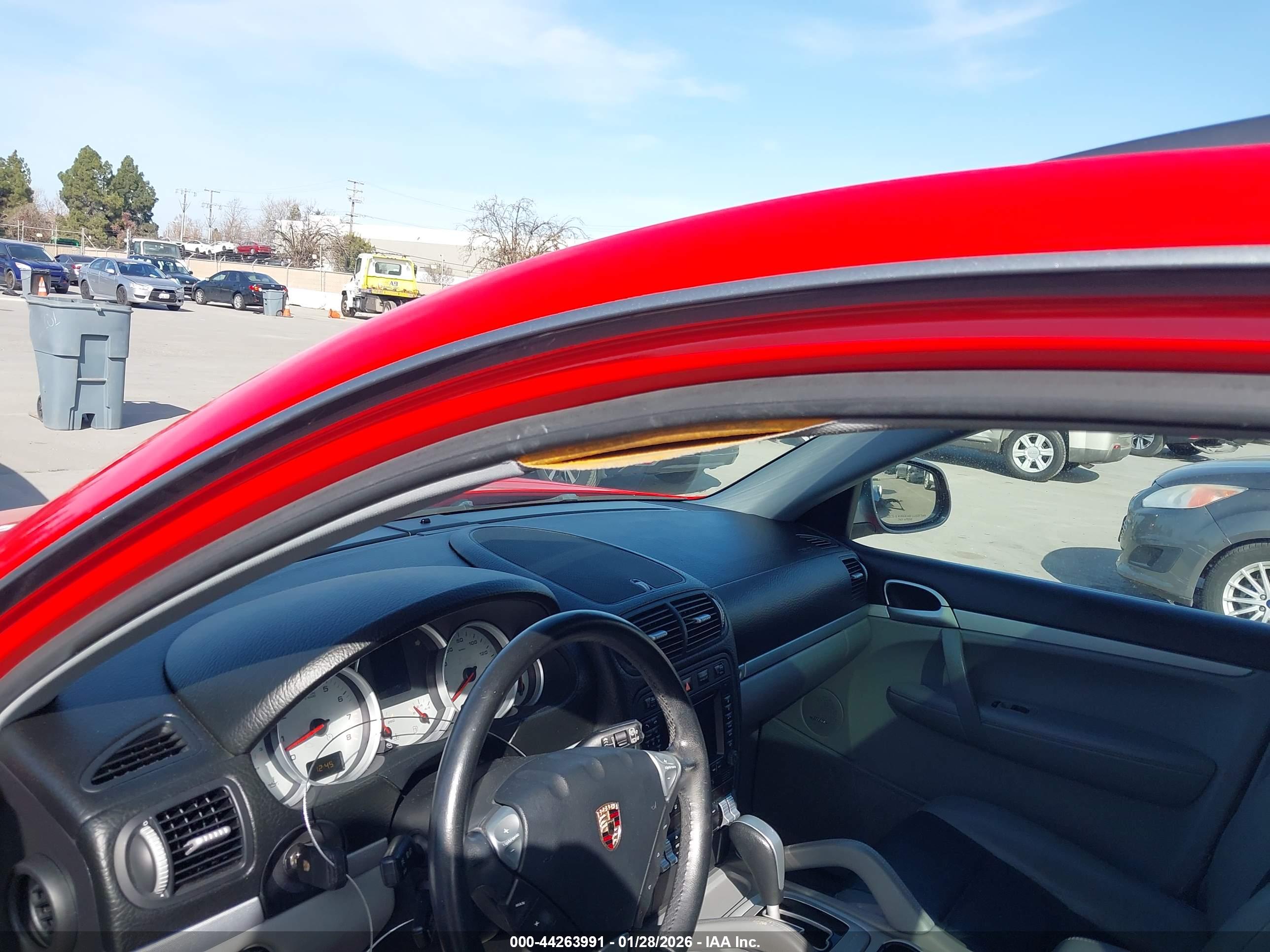 PORSCHE CAYENNE image 6