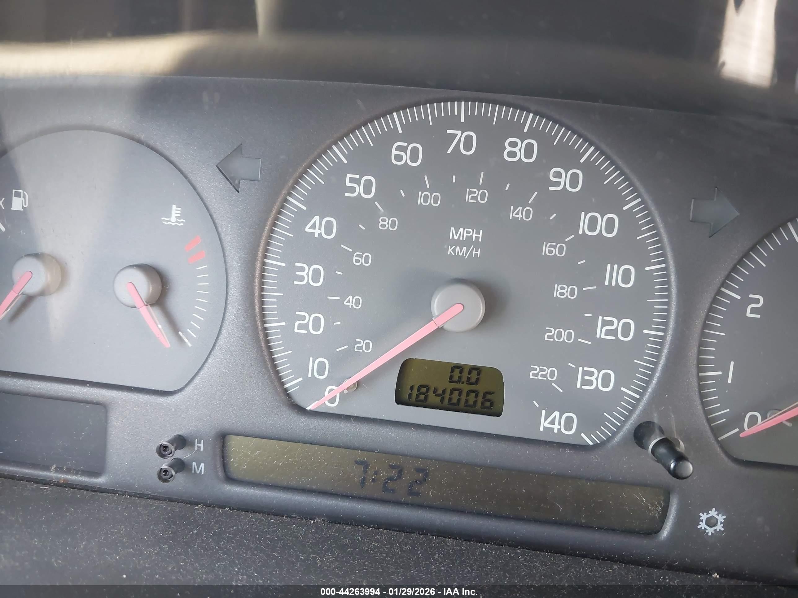 VOLVO S70 image 7