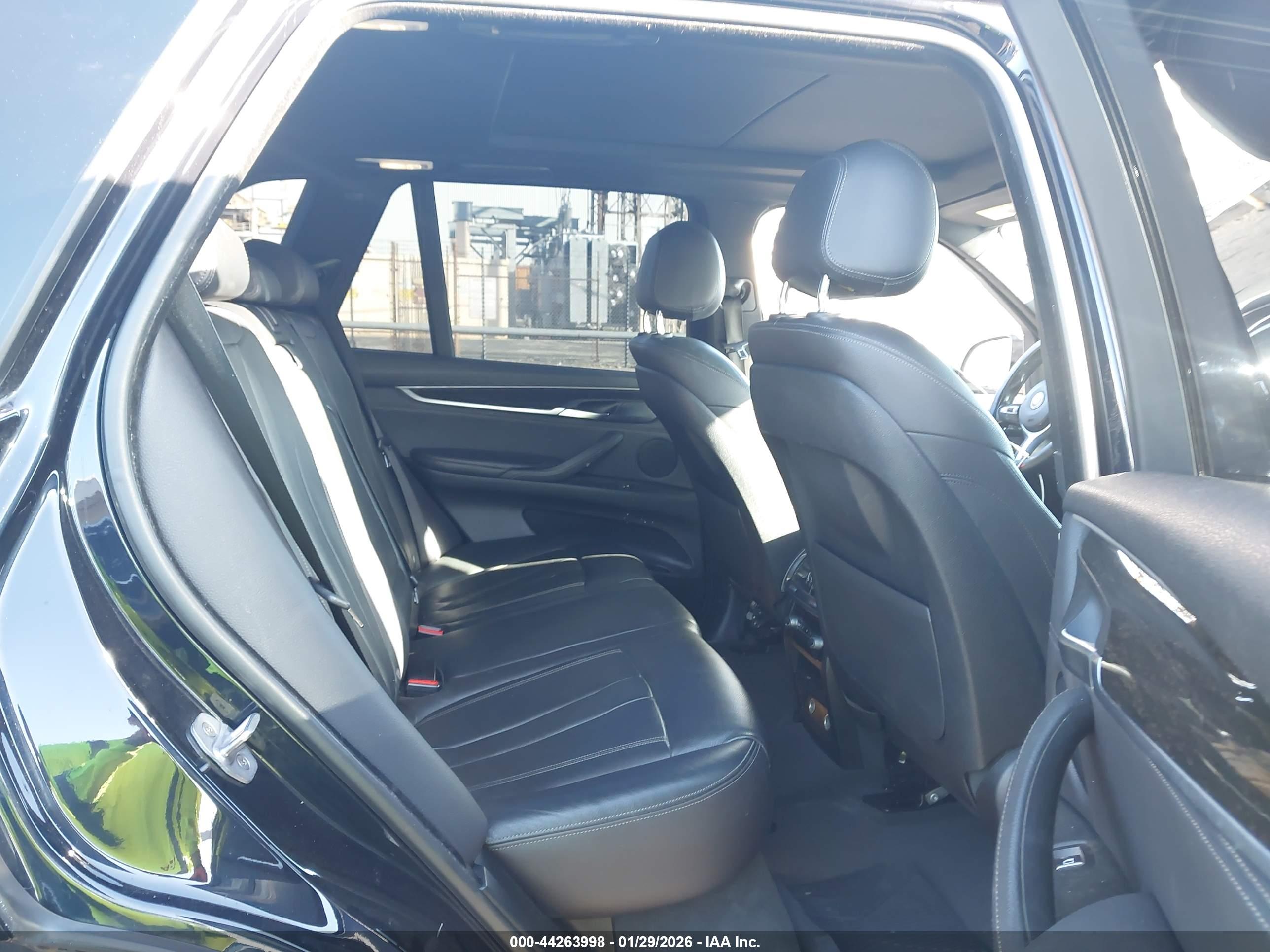 BMW X5 image 8