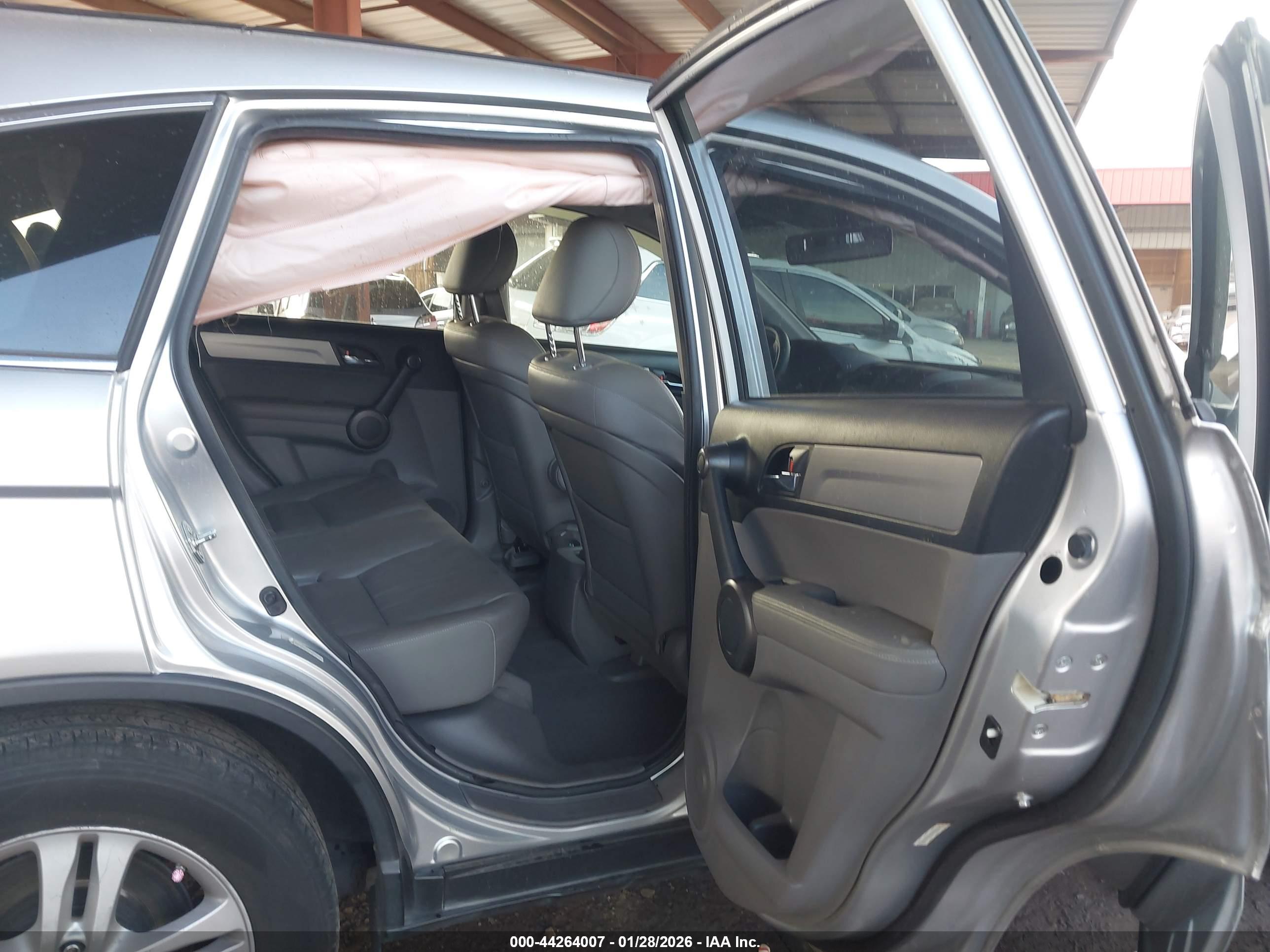 HONDA CR-V image 8