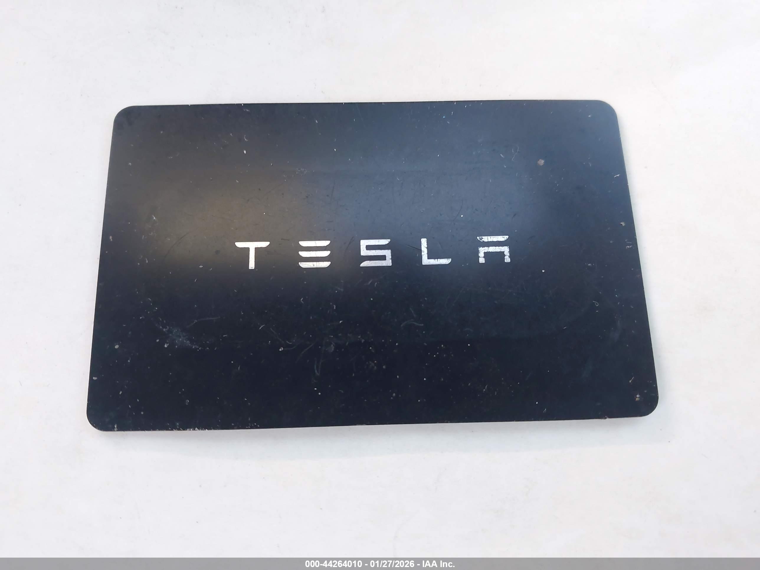 TESLA MODEL image 11