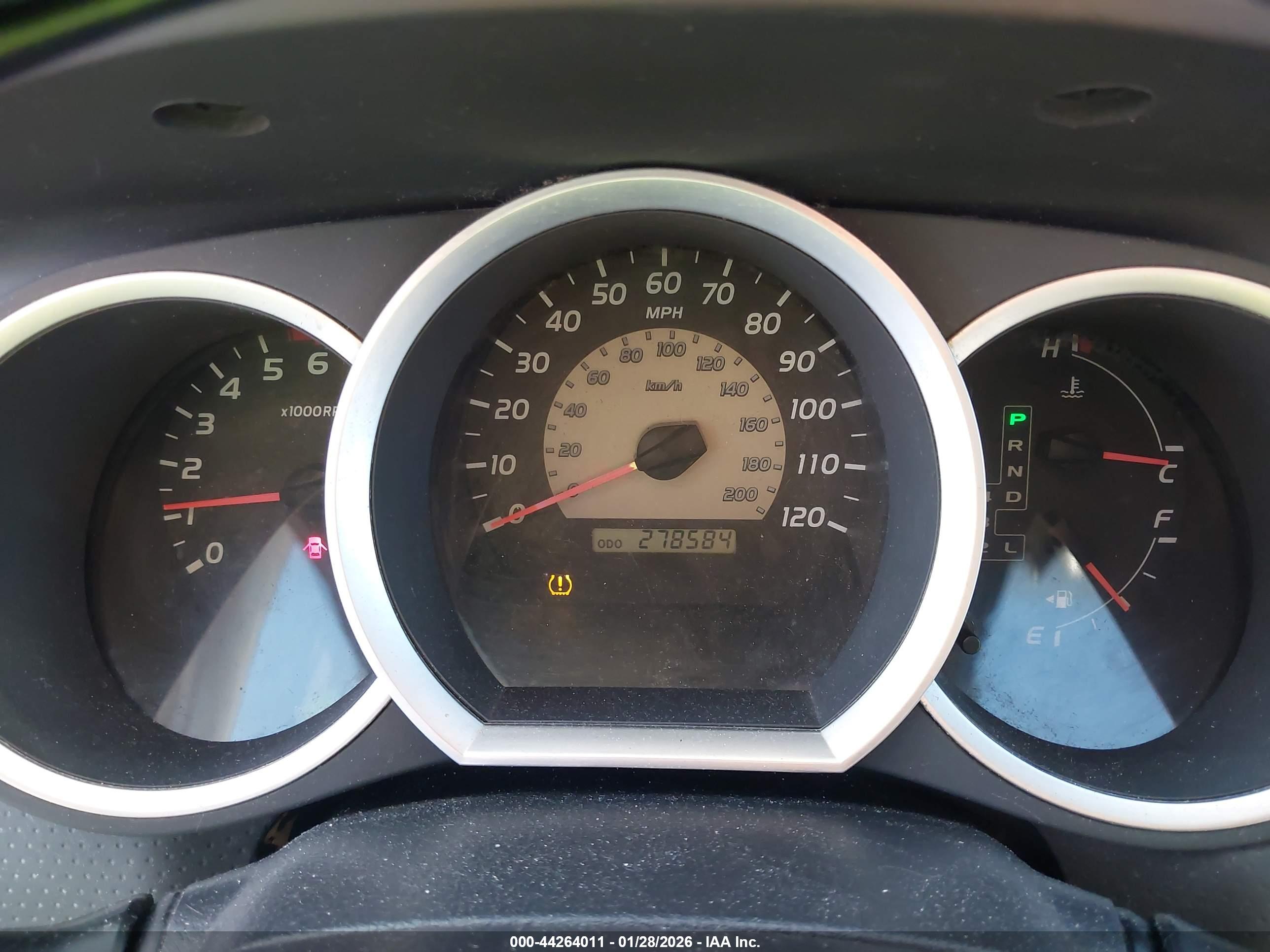 TOYOTA TACOMA image 7