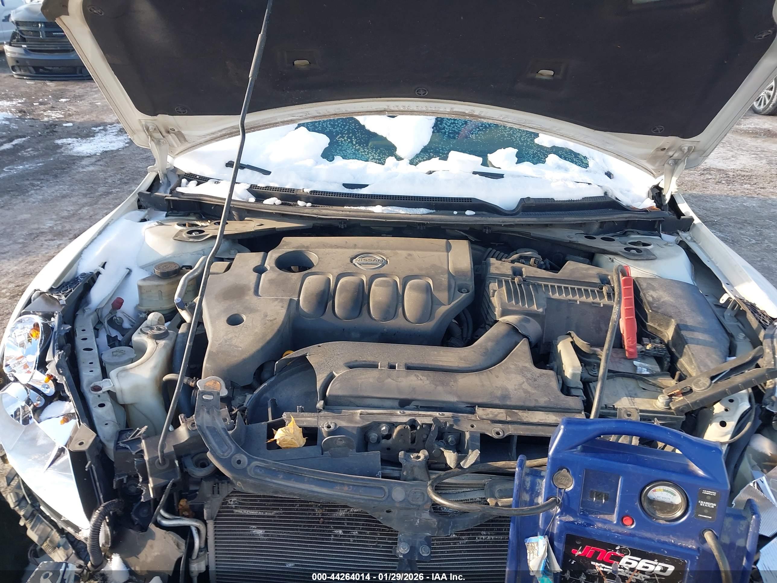 NISSAN ALTIMA image 10