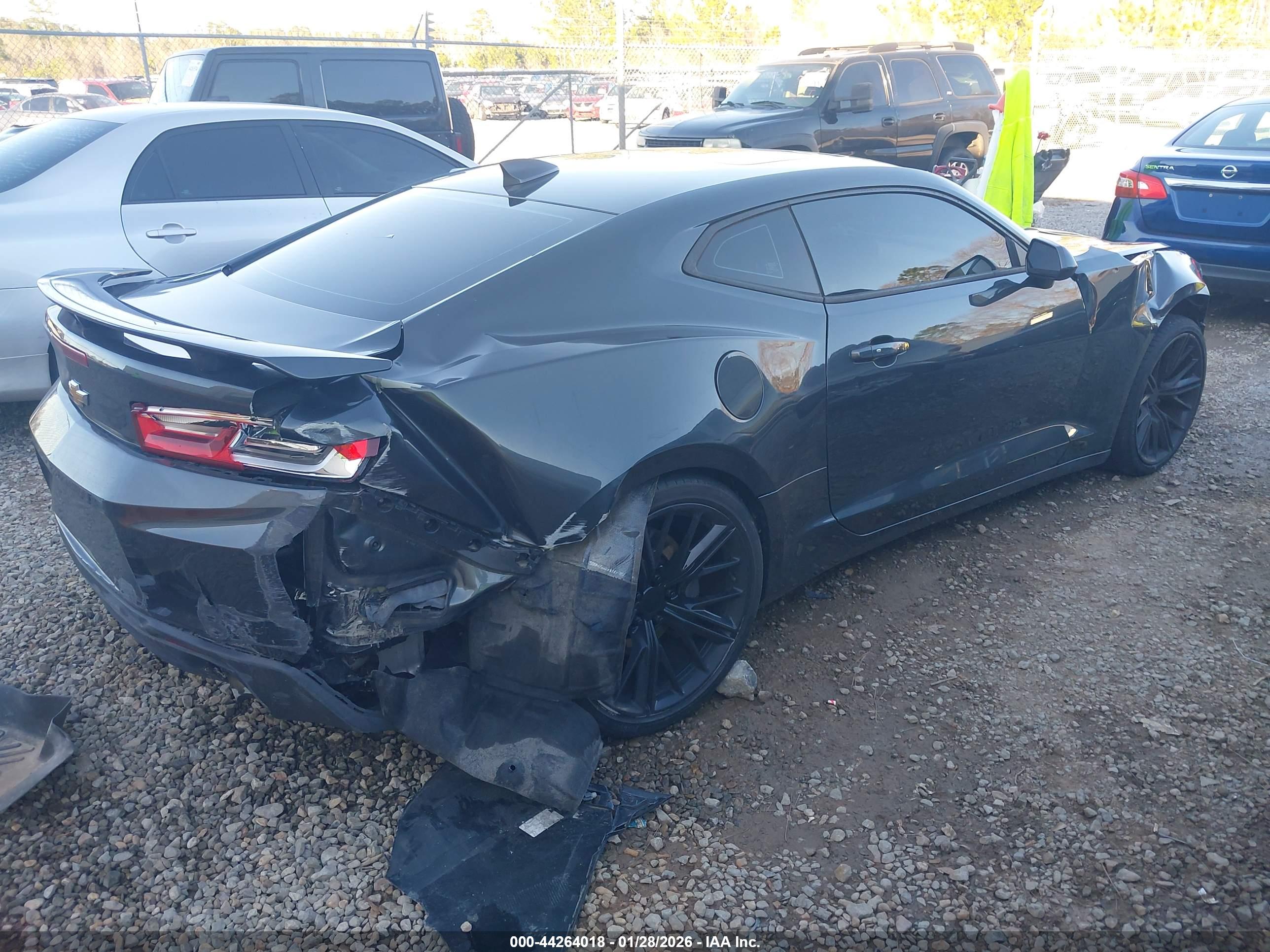 CHEVROLET CAMARO image 4