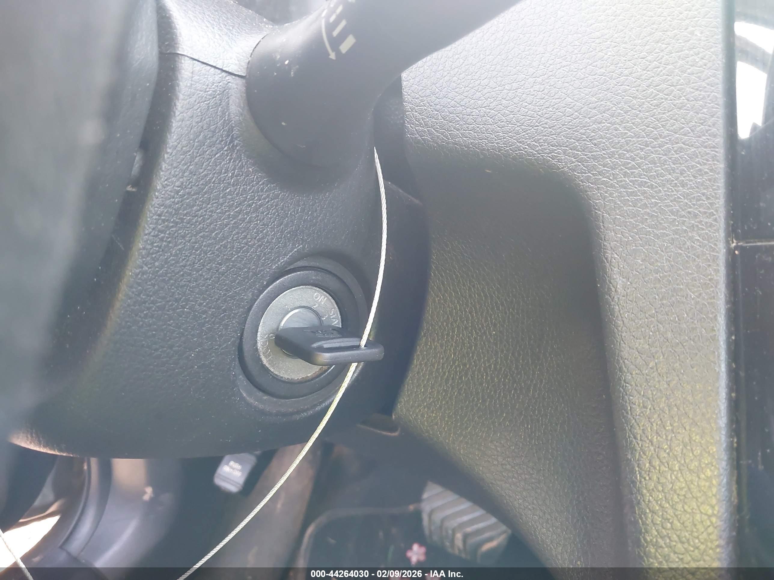 NISSAN ROGUE image 11