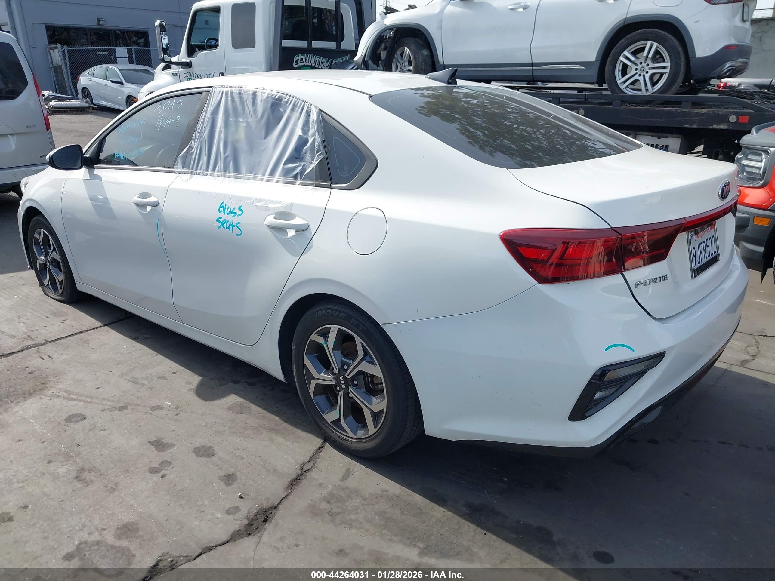 KIA FORTE image 3