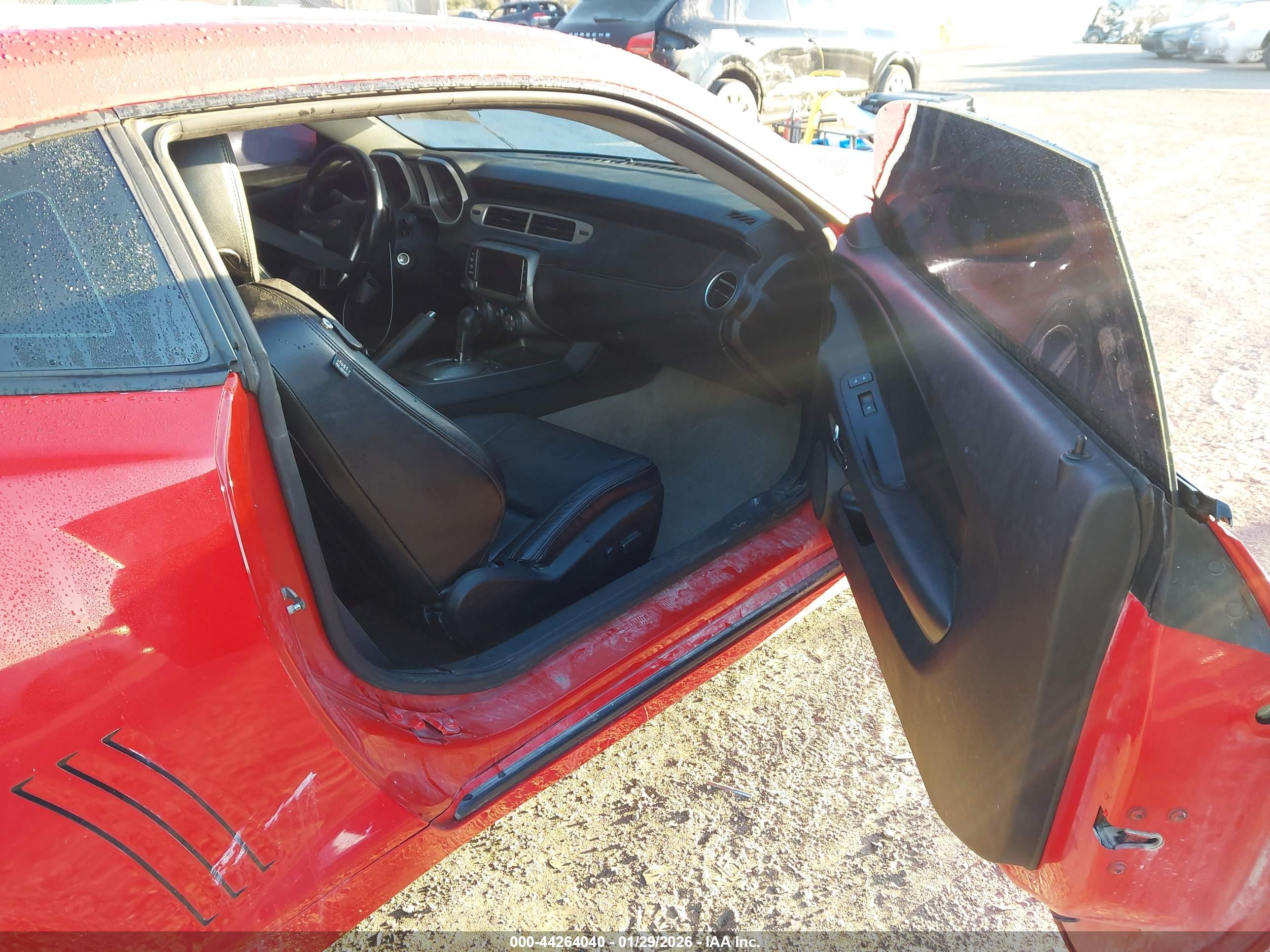 CHEVROLET CAMARO image 5
