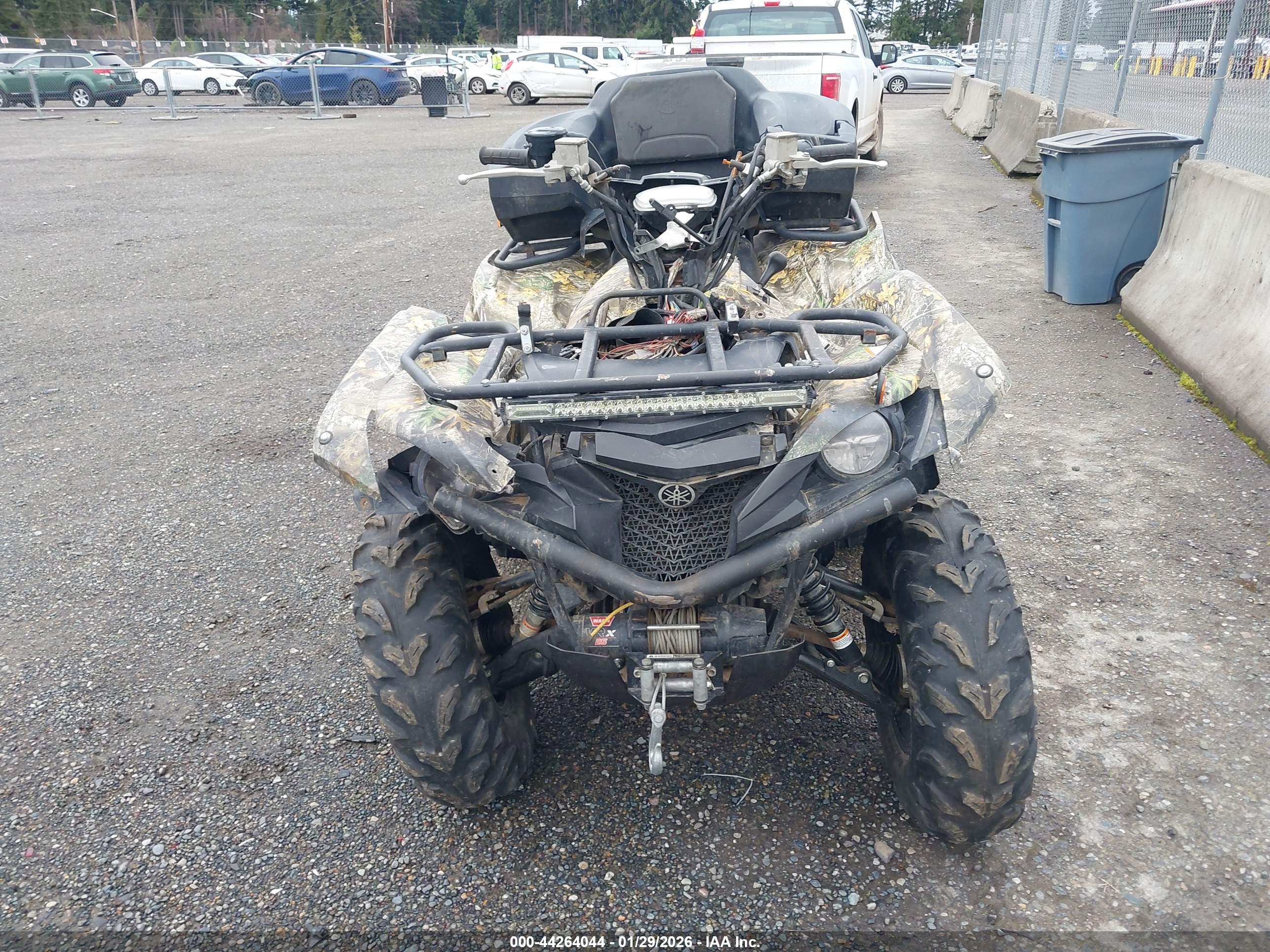 YAMAHA YFM700 image 5