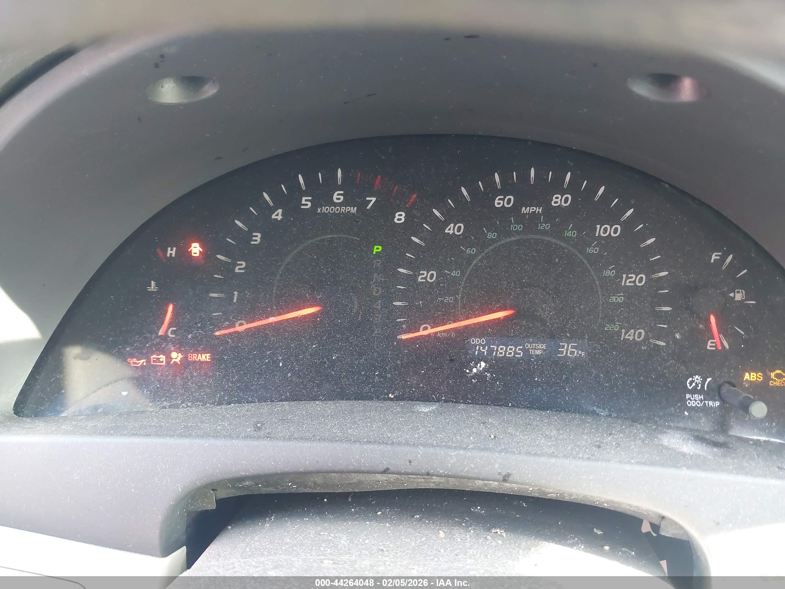 TOYOTA CAMRY image 7