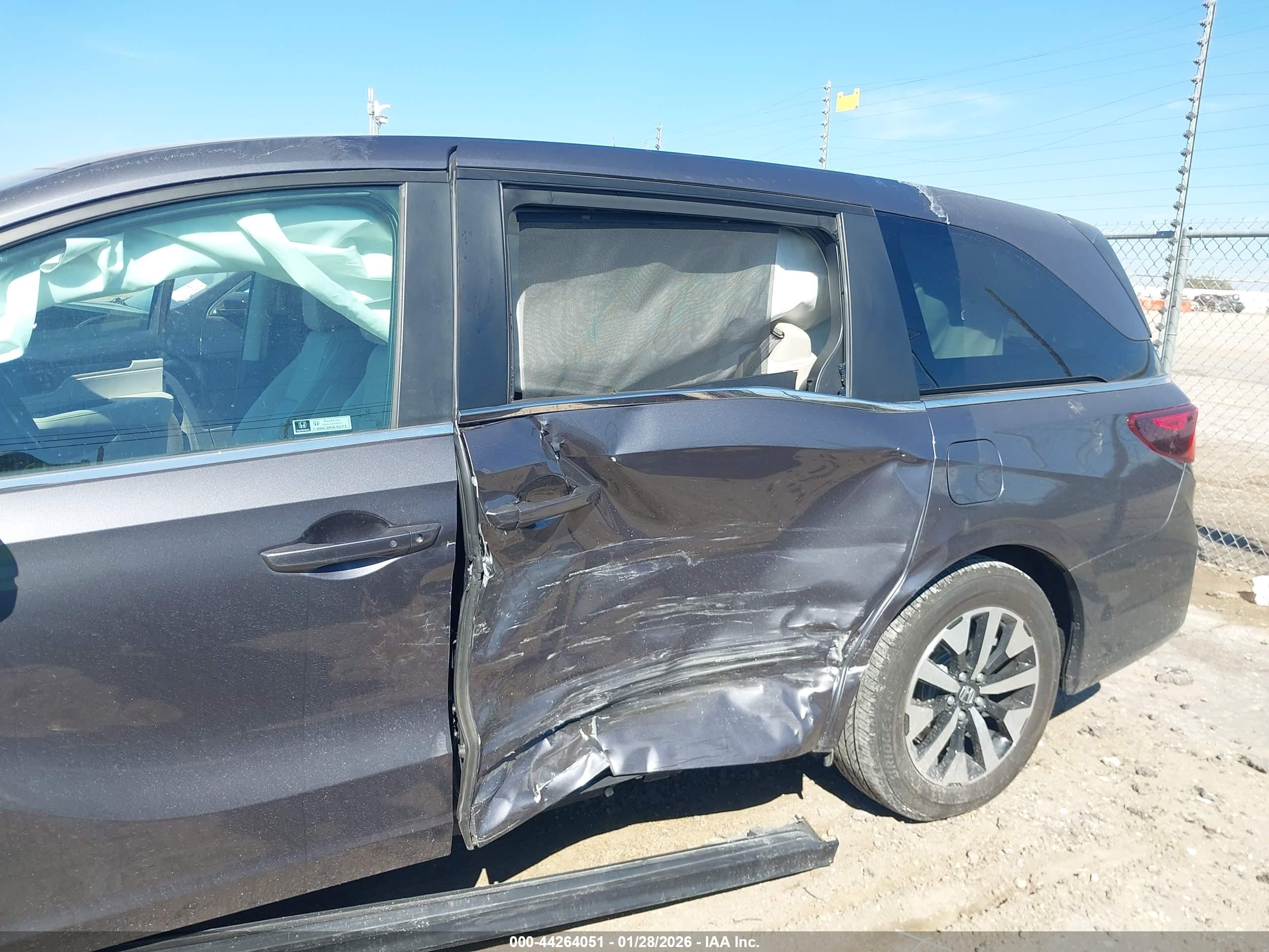 HONDA ODYSSEY image 6