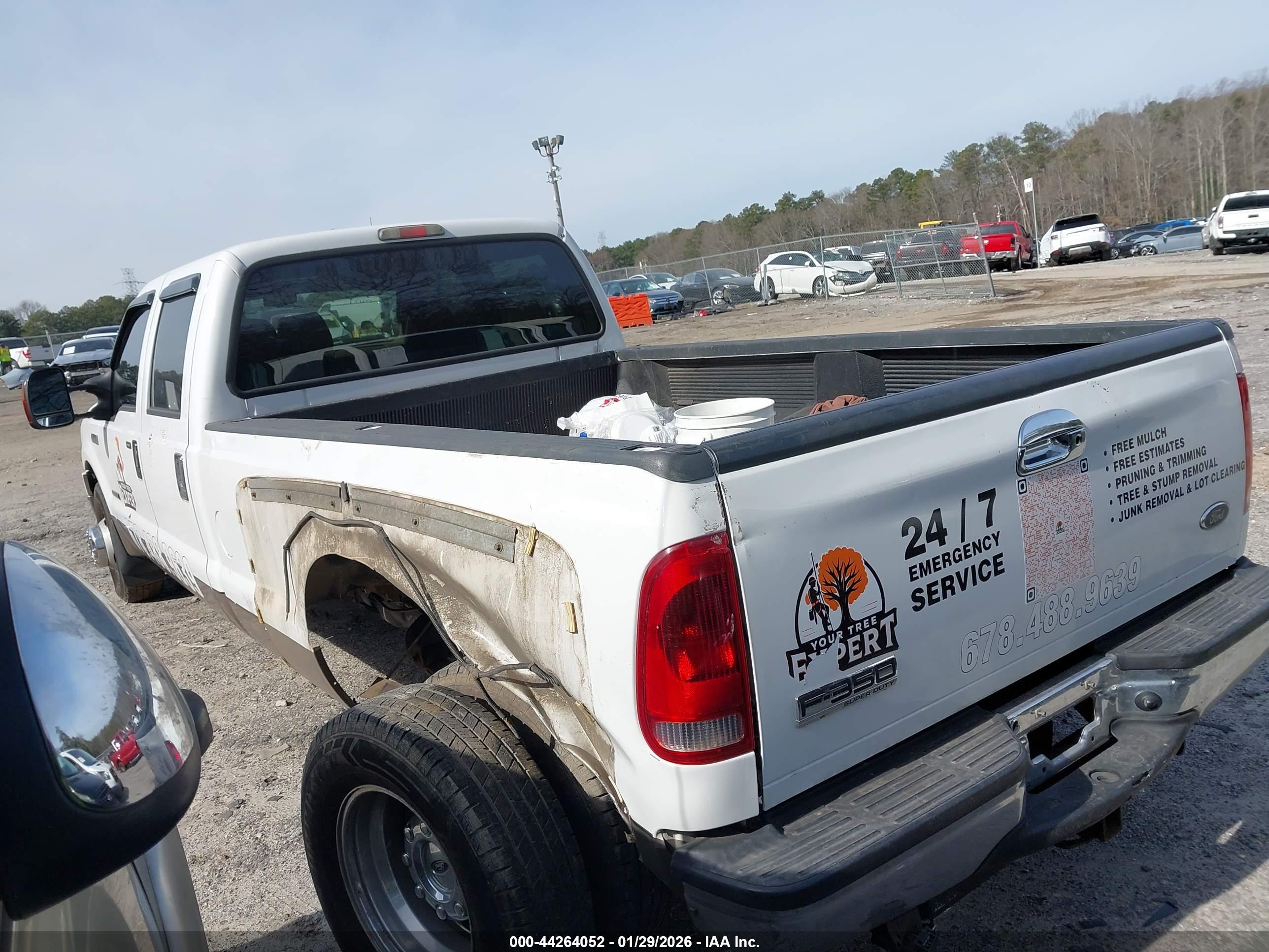 FORD F-350 image 3