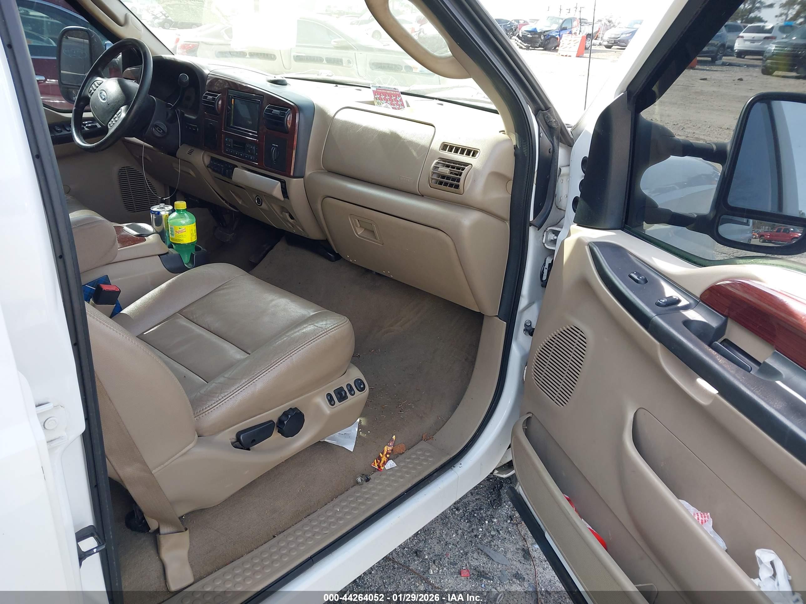 FORD F-350 image 5